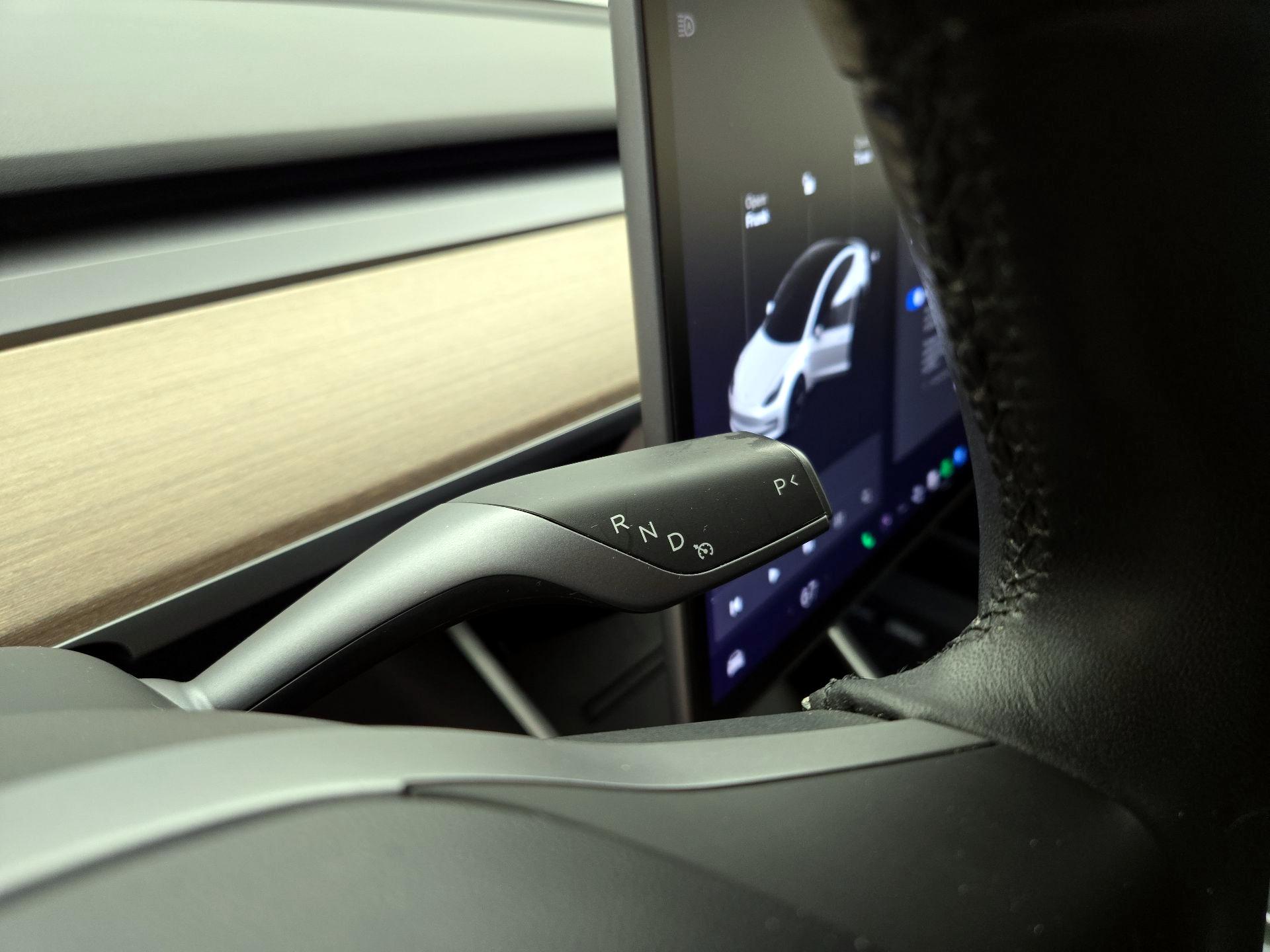 Thumbnail: 2020 Tesla Model 3 - 17