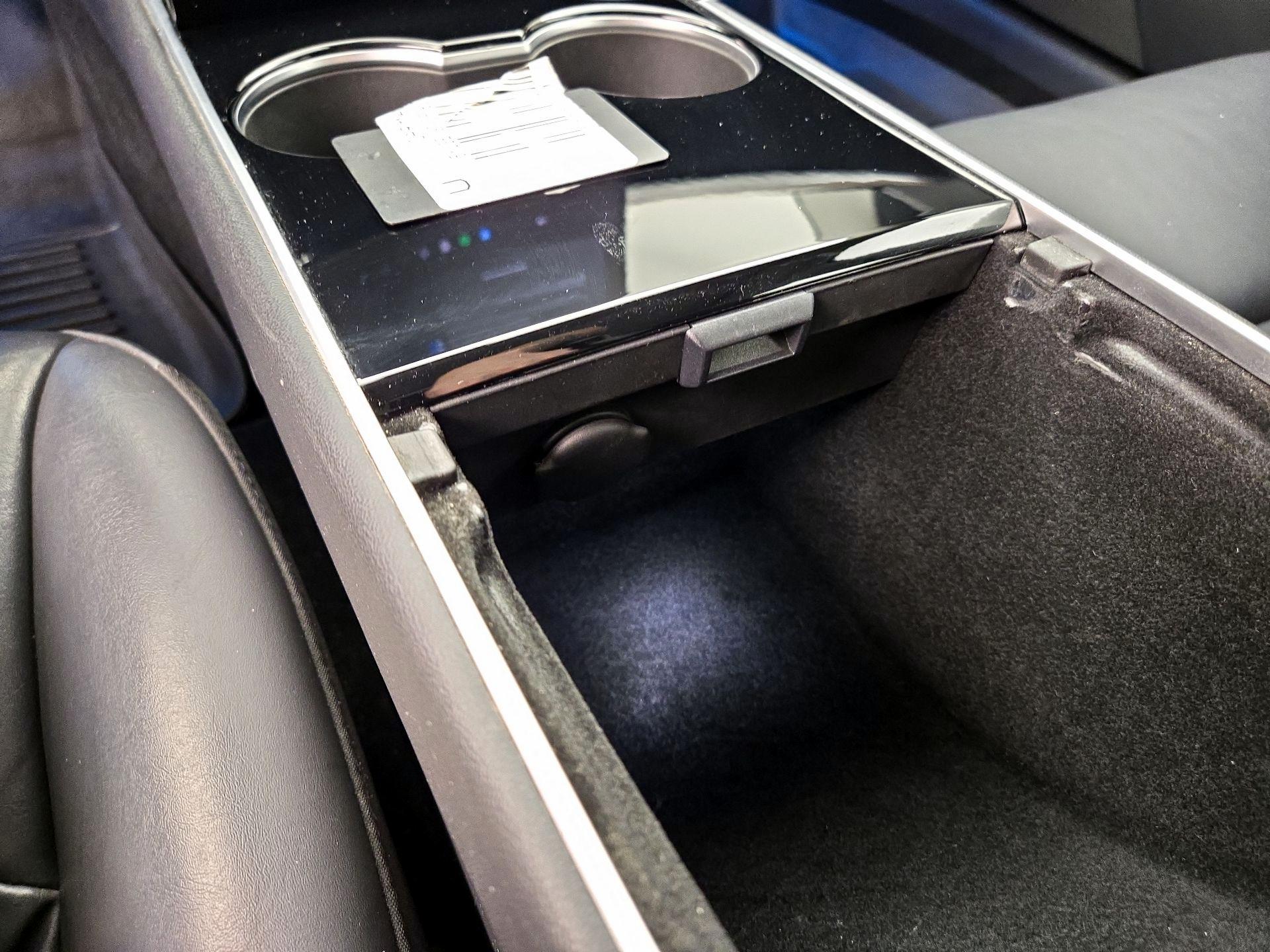Thumbnail: 2020 Tesla Model 3 - 18