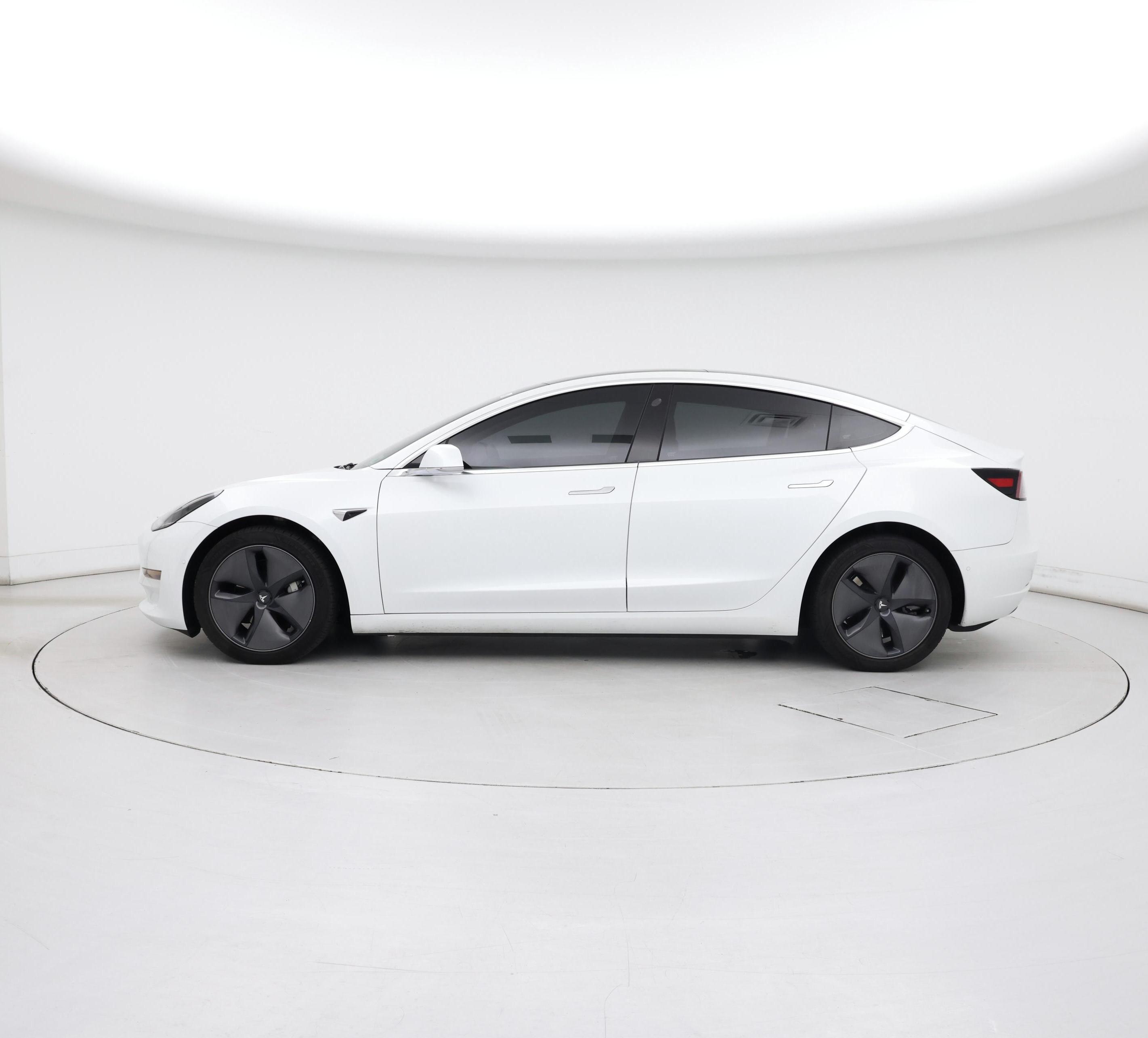 Thumbnail: 2020 Tesla Model 3 - 3