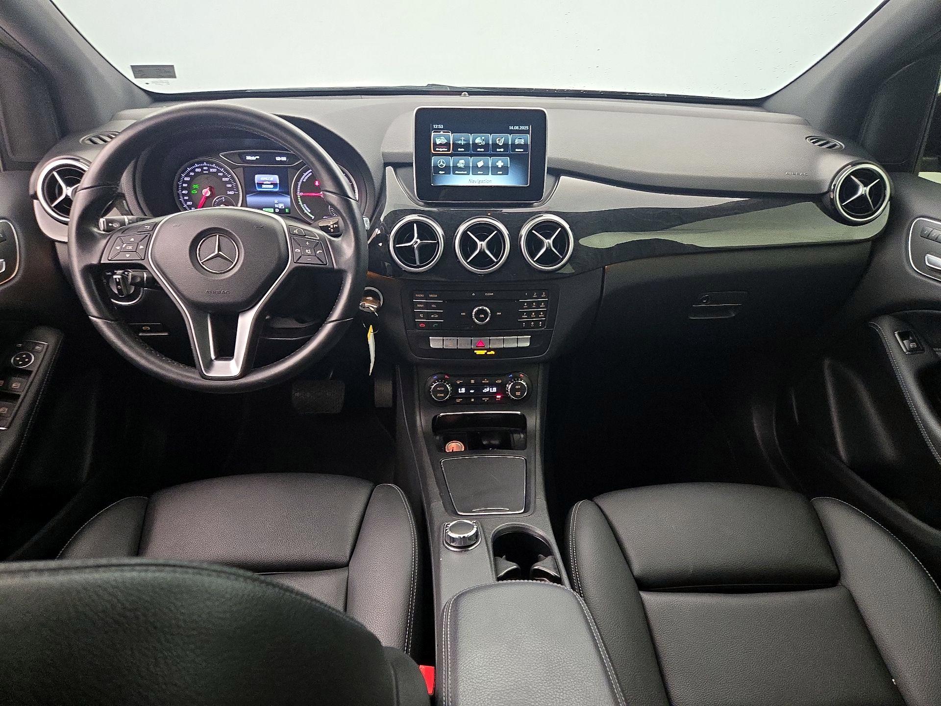 Thumbnail: 2017 Mercedes-Benz B-Class - 9