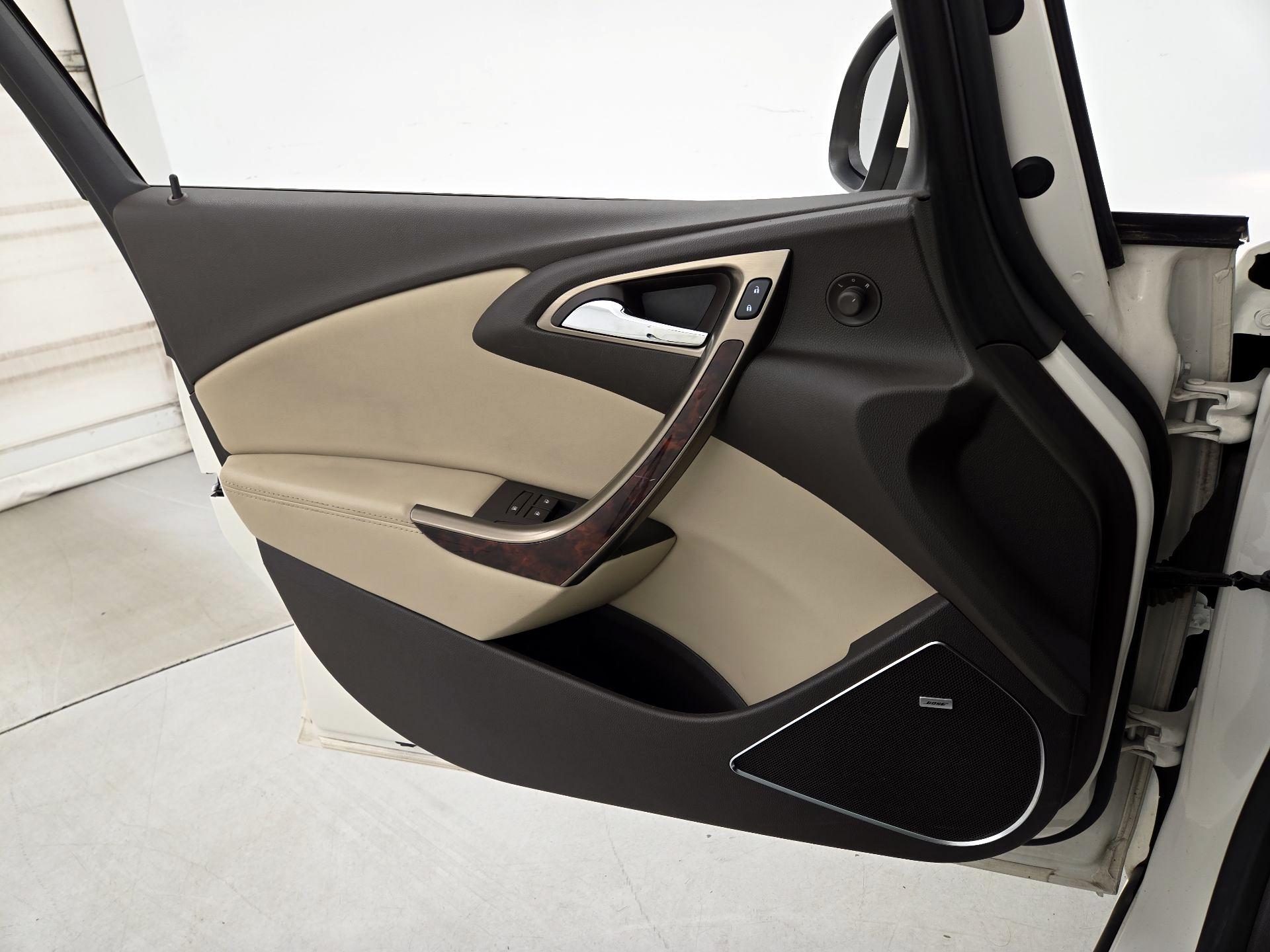 Thumbnail: 2016 Buick Verano - 12