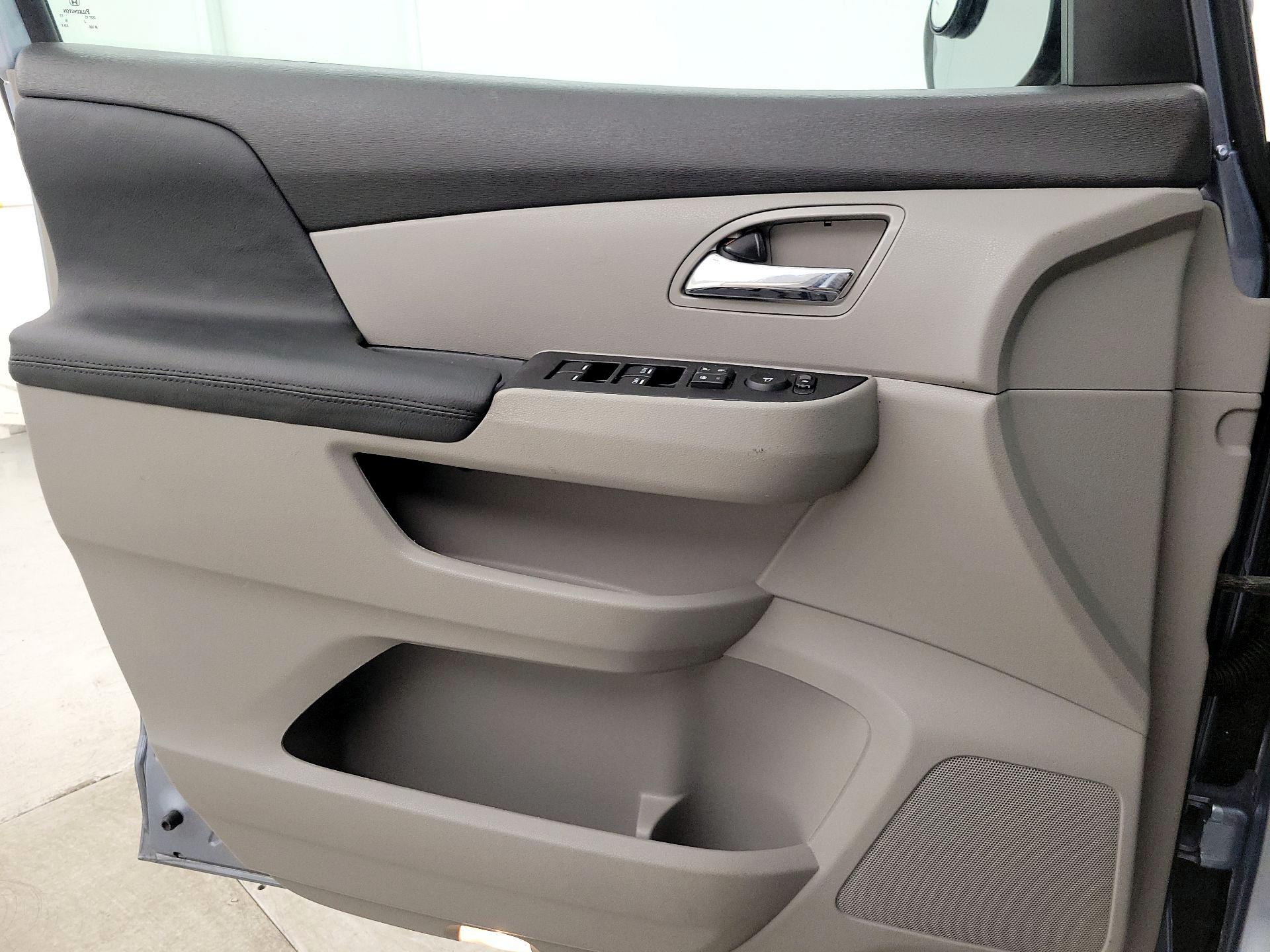 Thumbnail: 2014 Honda Odyssey - 12
