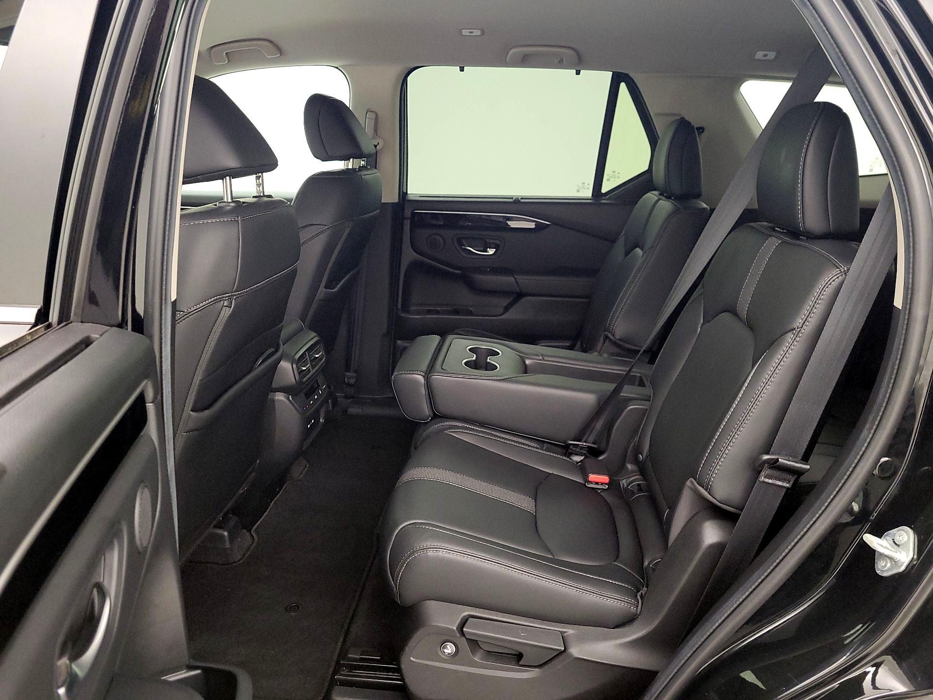 Thumbnail: 2024 Honda Pilot - 19