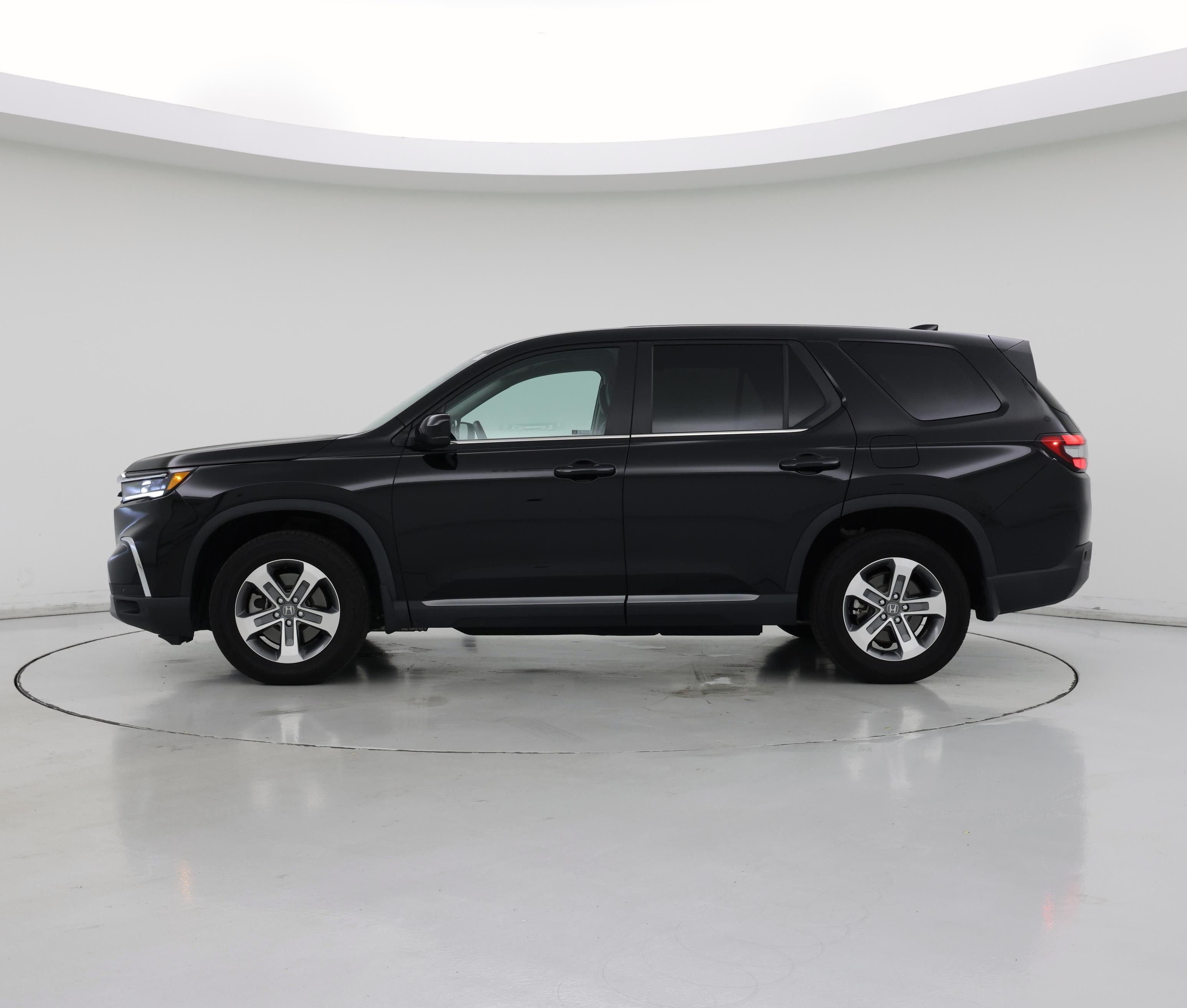 Thumbnail: 2024 Honda Pilot - 3