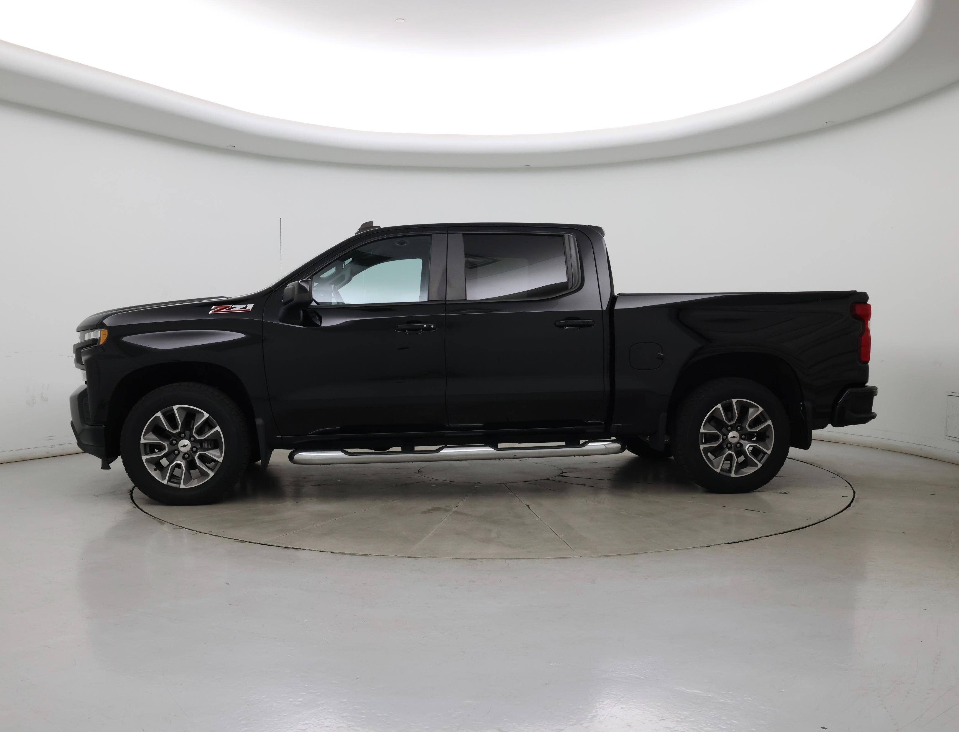 Thumbnail: 2020 Chevrolet Silverado 1500 - 3