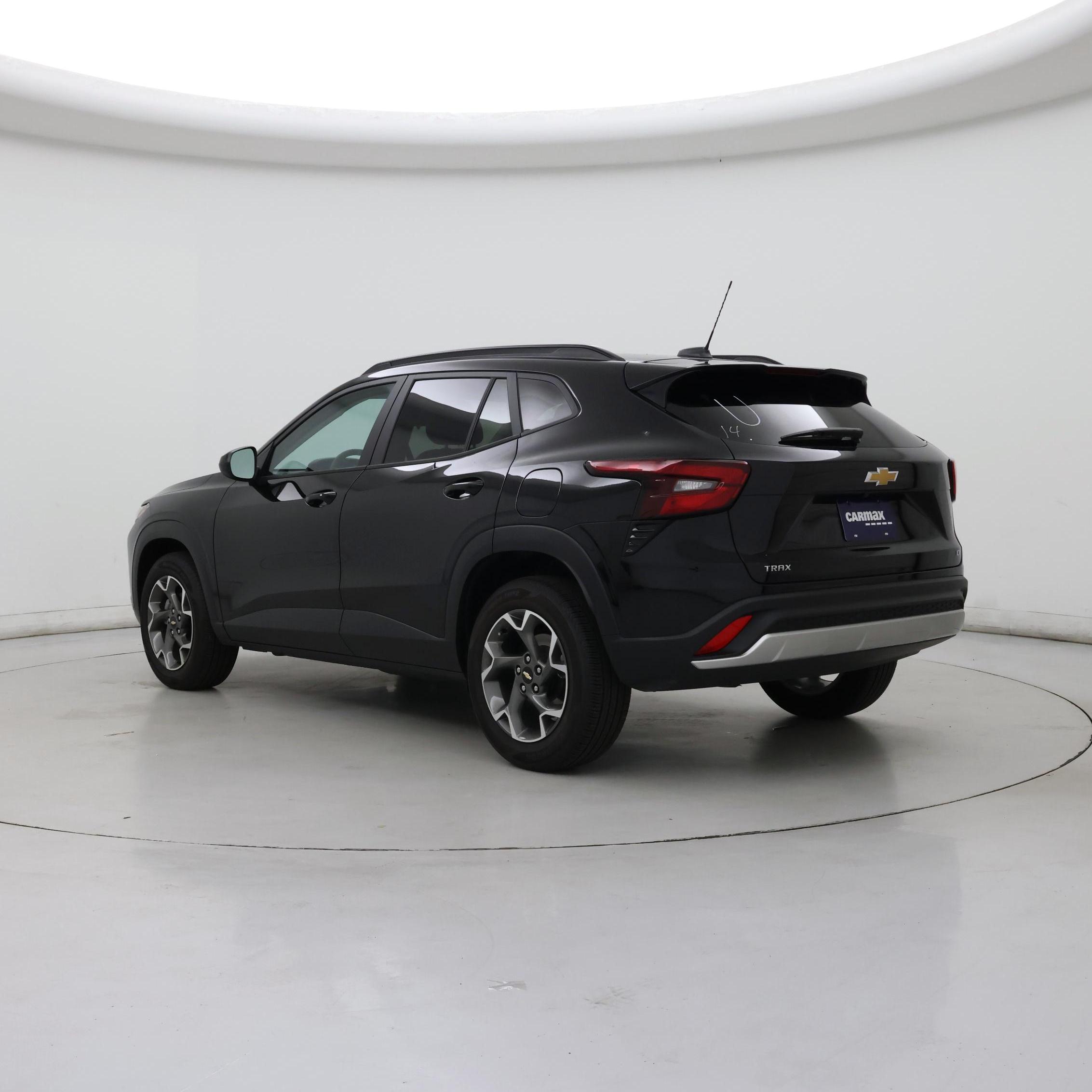Thumbnail: 2024 Chevrolet Trax - 2