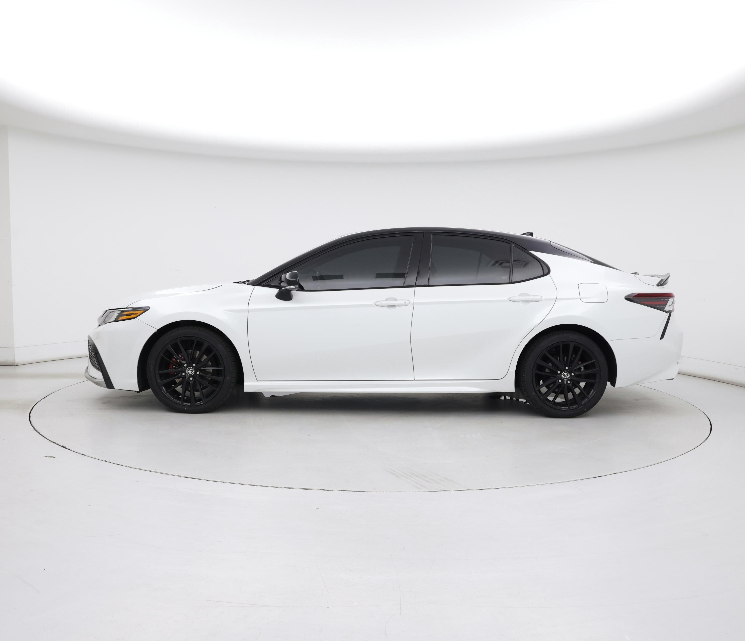 Thumbnail: 2023 Toyota Camry - 3