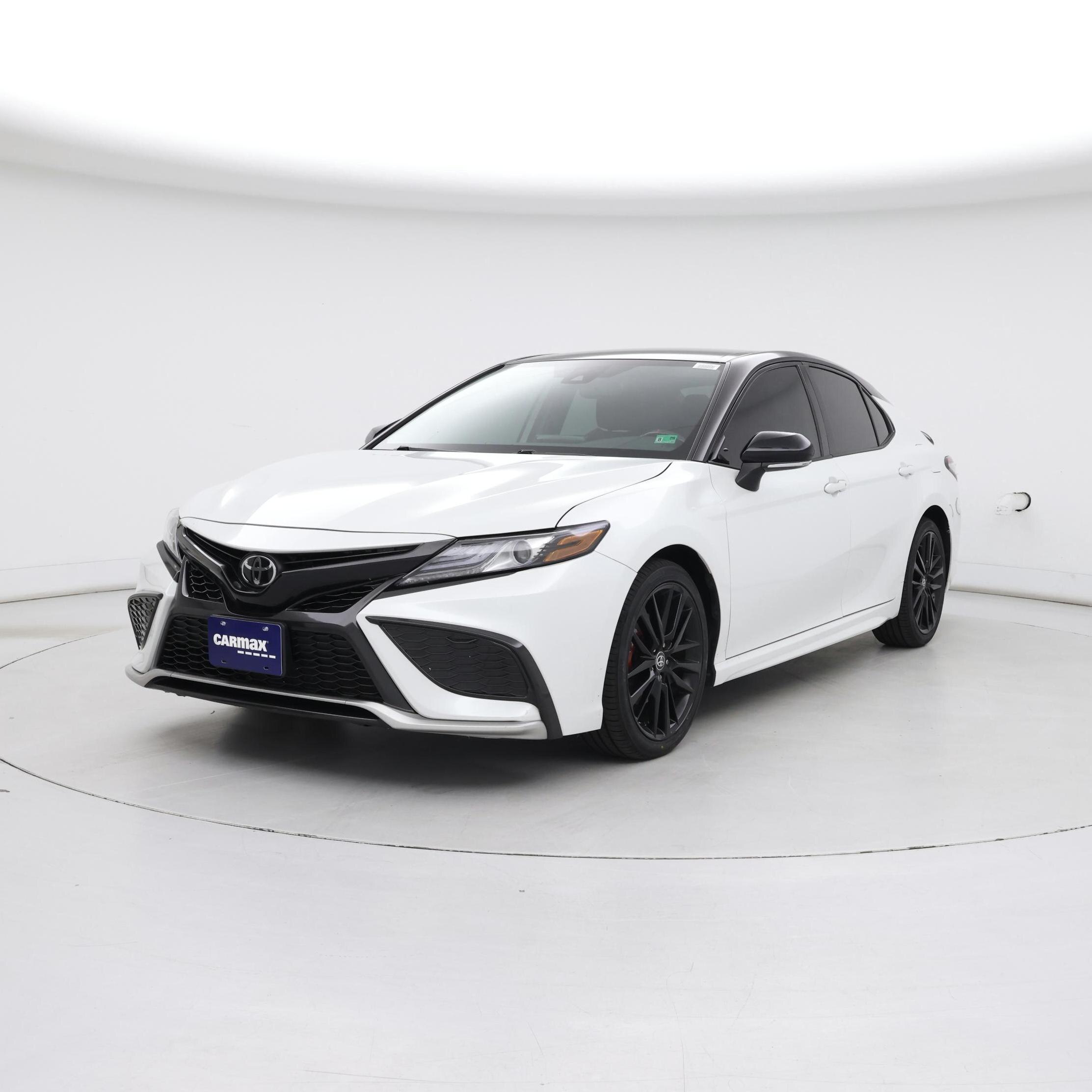 Thumbnail: 2023 Toyota Camry - 4