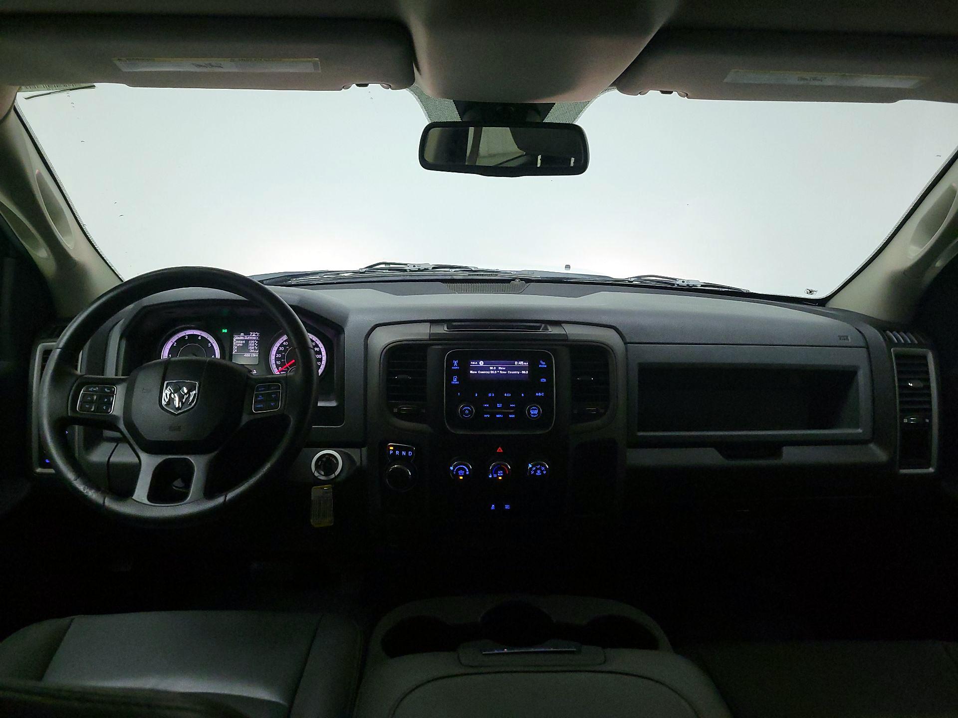 Thumbnail: 2019 RAM 1500 Classic - 9