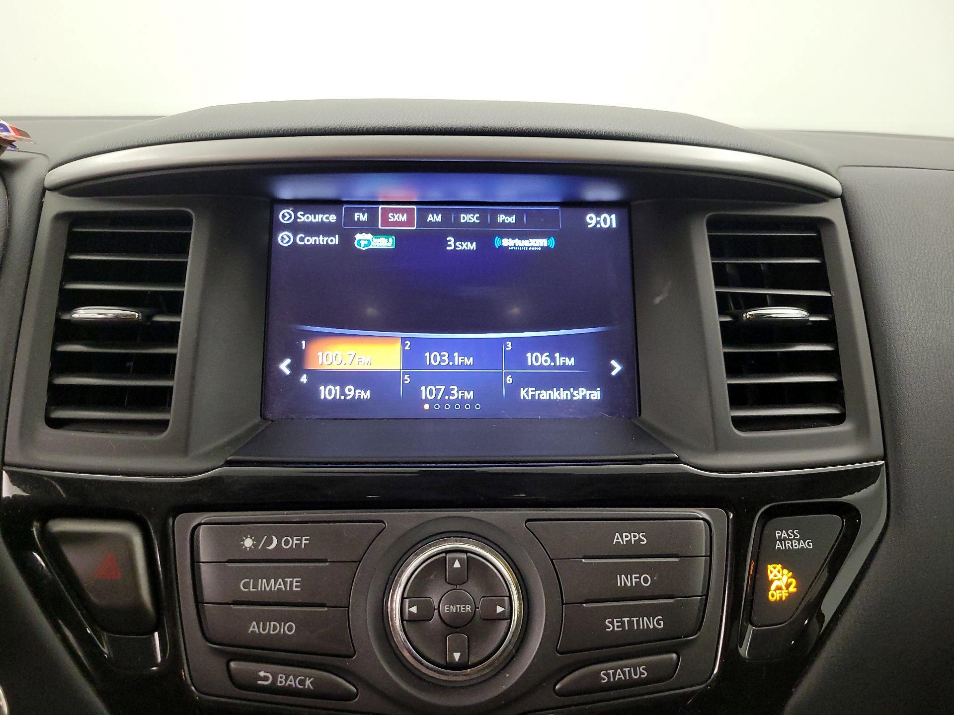 Thumbnail: 2019 Nissan Pathfinder - 15