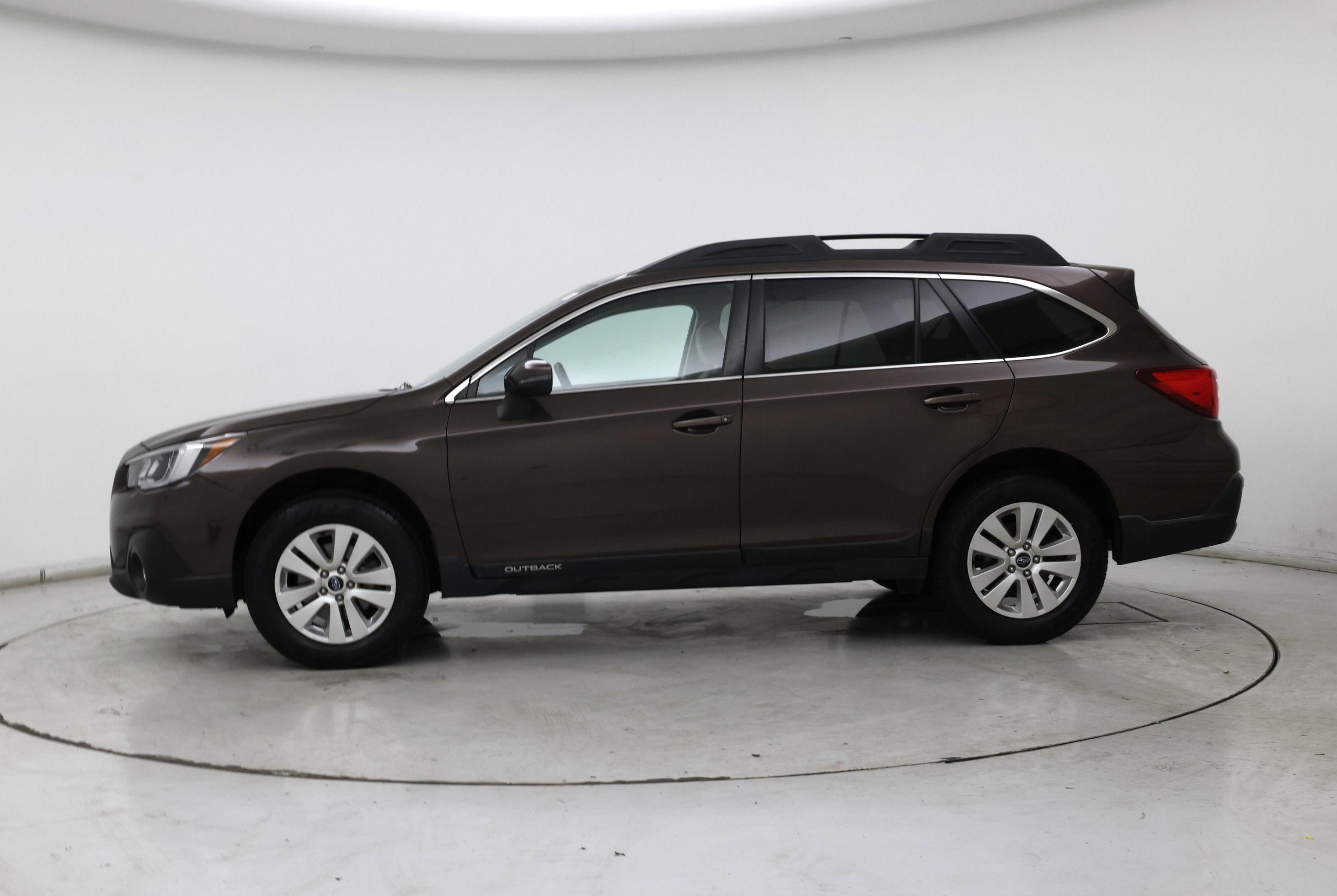 Thumbnail: 2019 Subaru Outback - 3