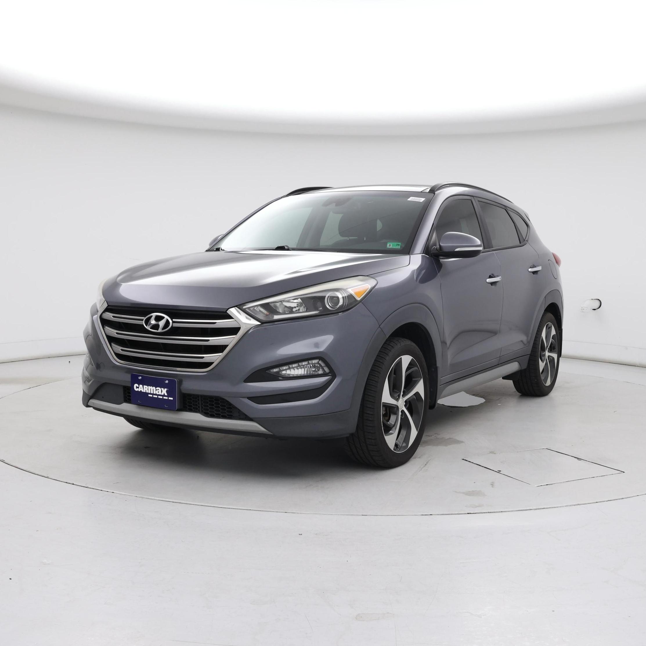 Thumbnail: 2017 Hyundai Tucson - 4
