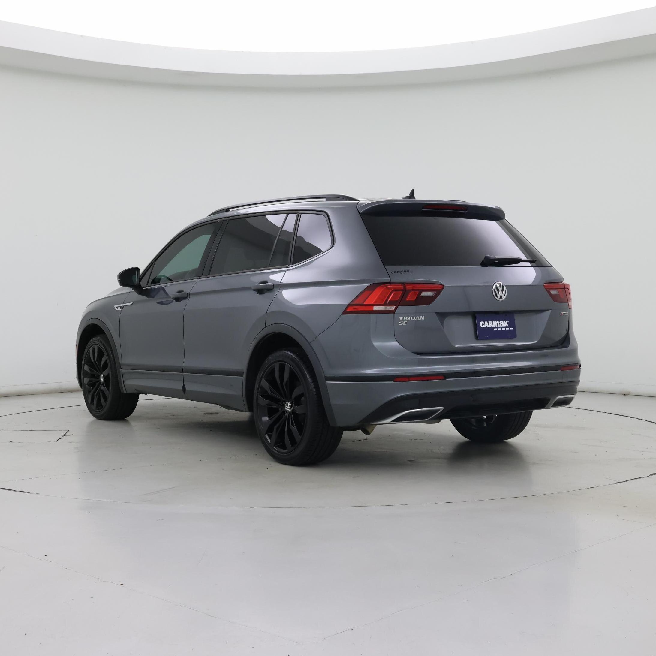 Thumbnail: 2021 Volkswagen Tiguan - 2