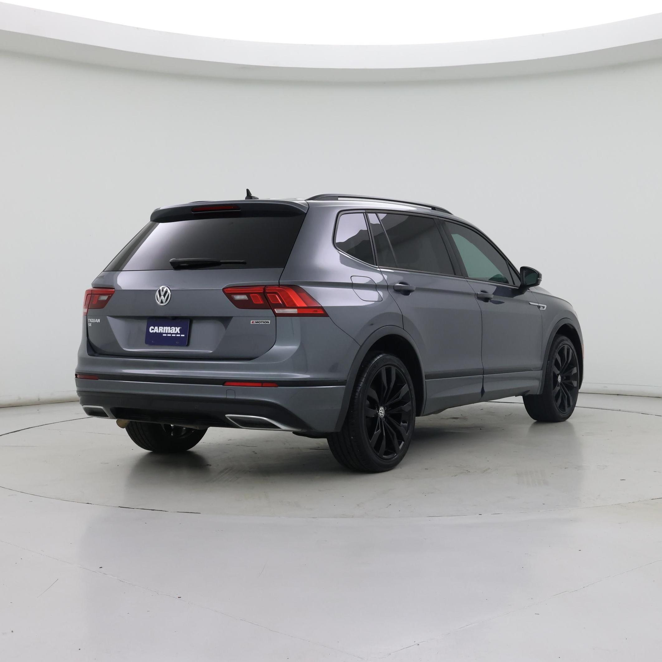 Thumbnail: 2021 Volkswagen Tiguan - 8