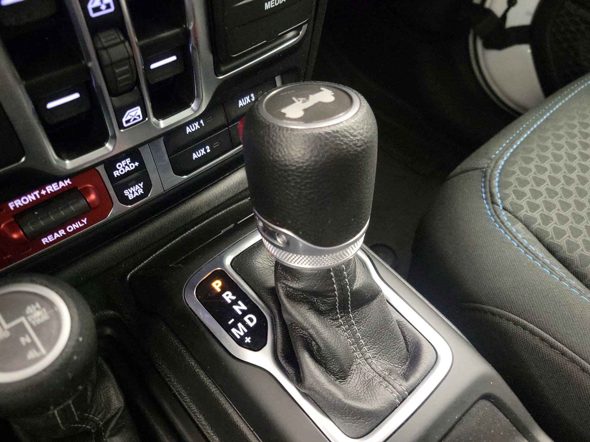 Thumbnail: 2024 Jeep Wrangler - 17