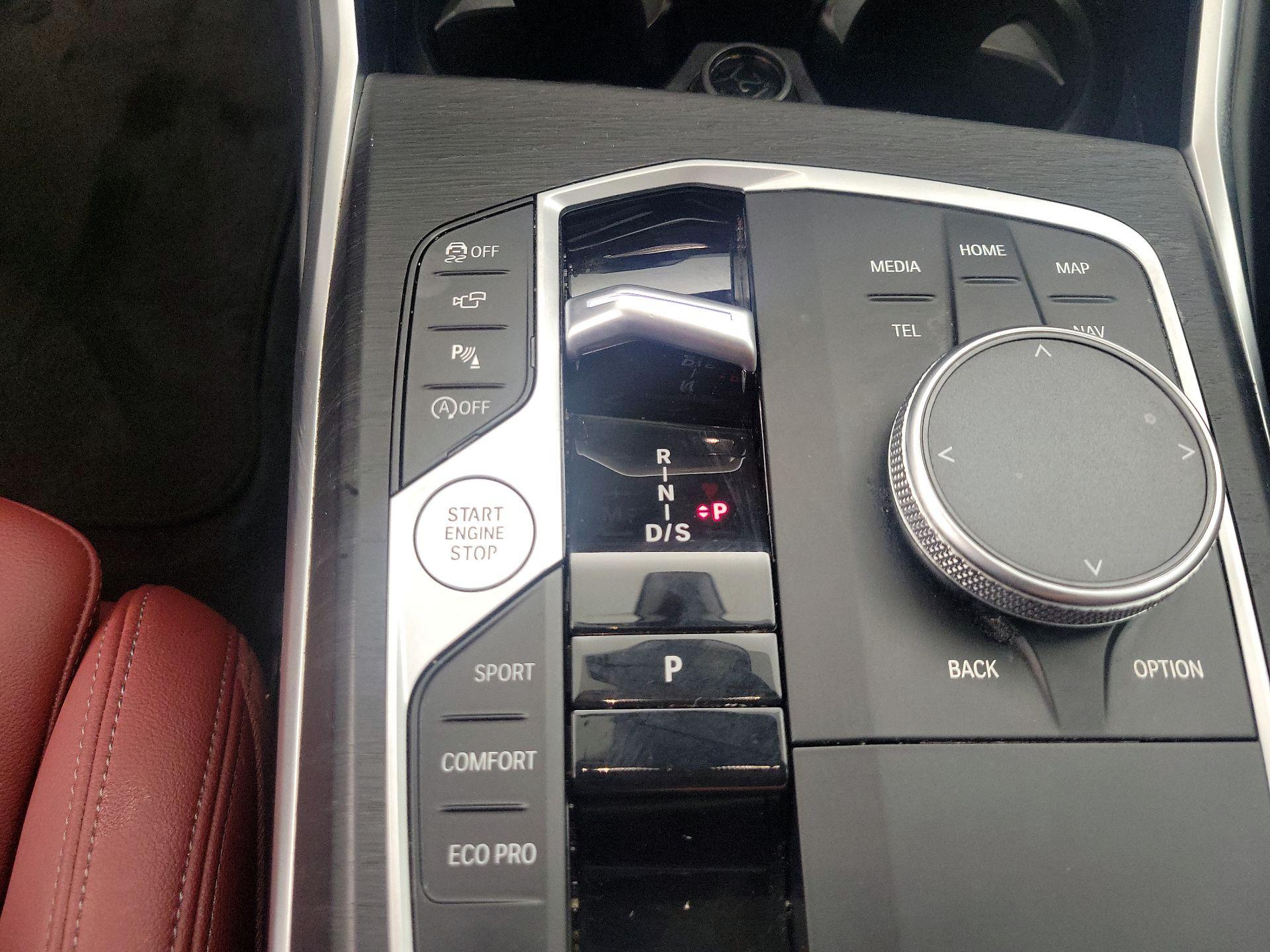 Thumbnail: 2024 BMW 3 Series - 18