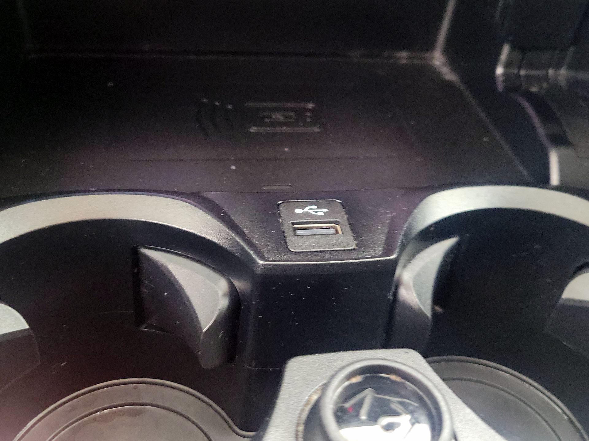 Thumbnail: 2024 BMW 3 Series - 19