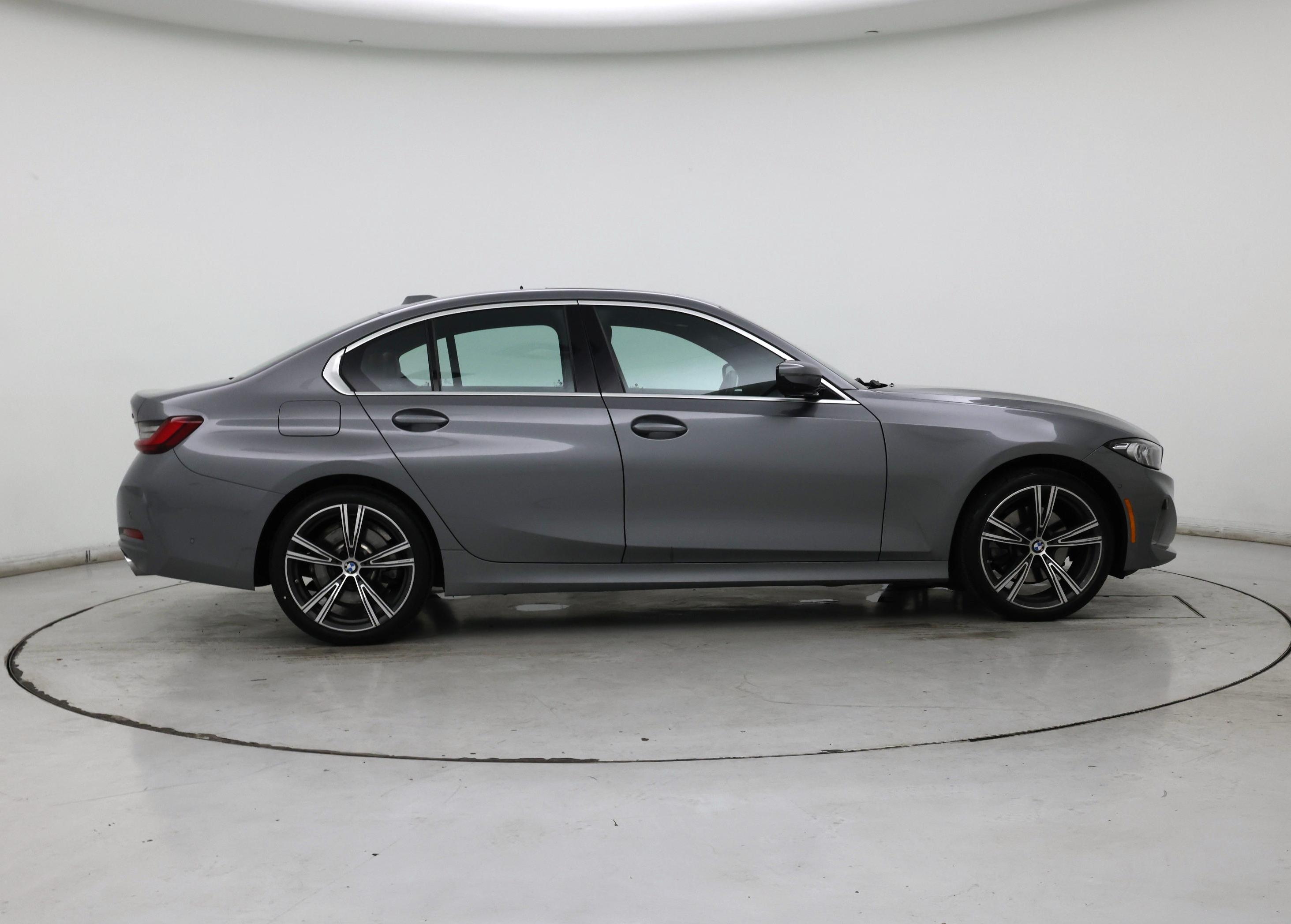 Thumbnail: 2024 BMW 3 Series - 7