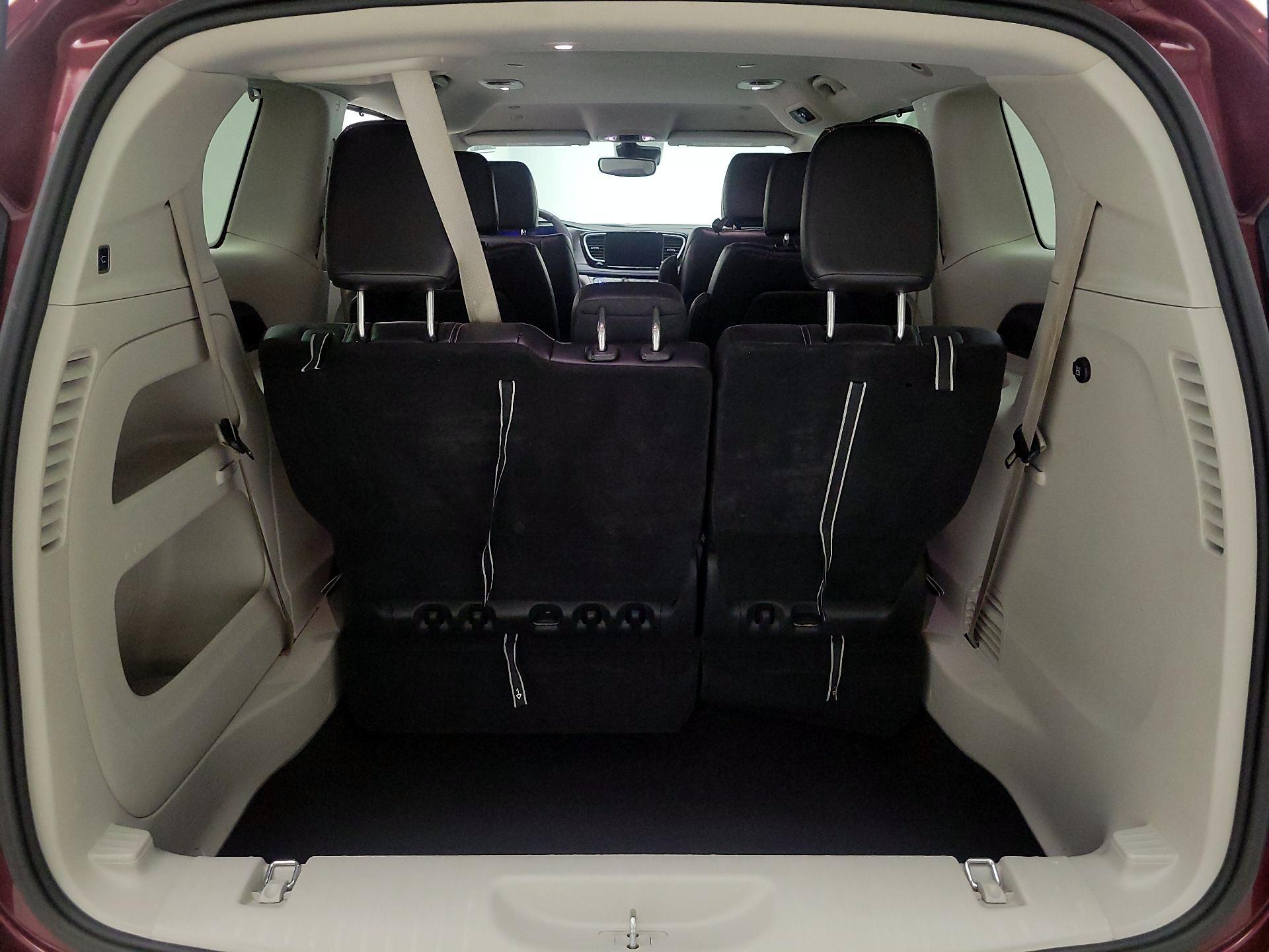 Thumbnail: 2023 Chrysler Pacifica - 20