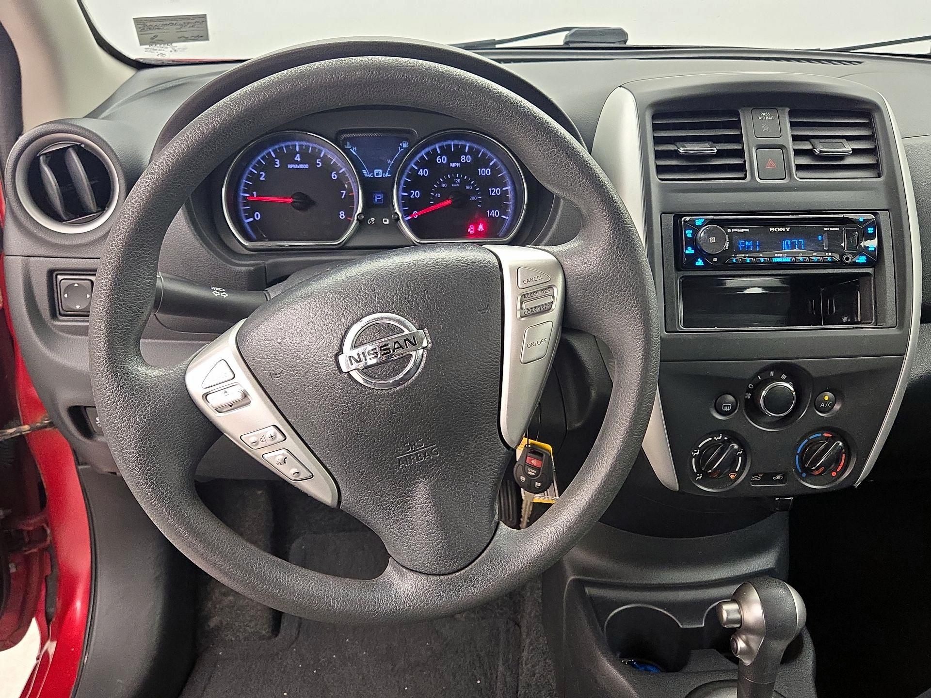 Thumbnail: 2015 Nissan Versa - 10