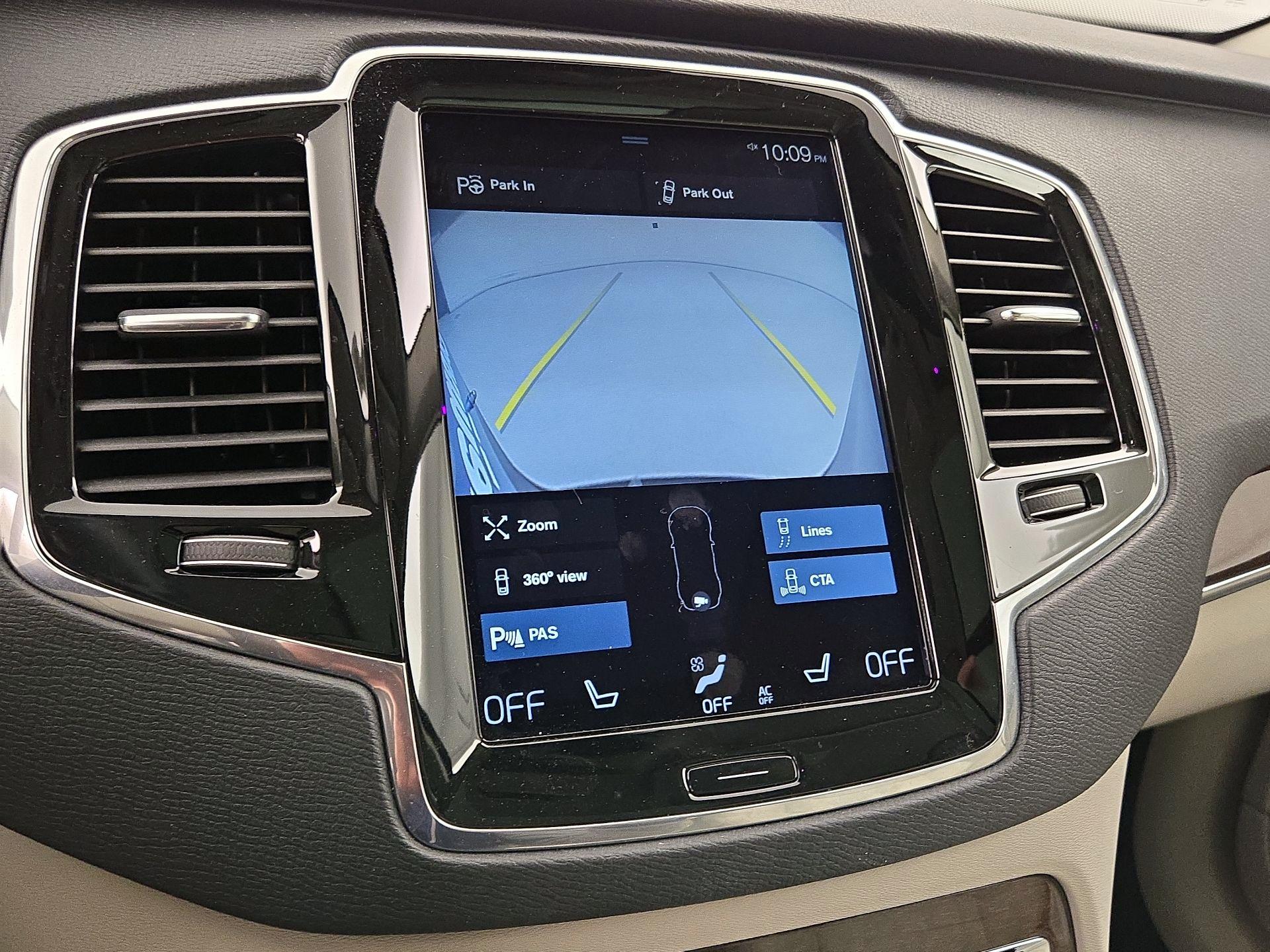 Thumbnail: 2017 Volvo XC90 - 15