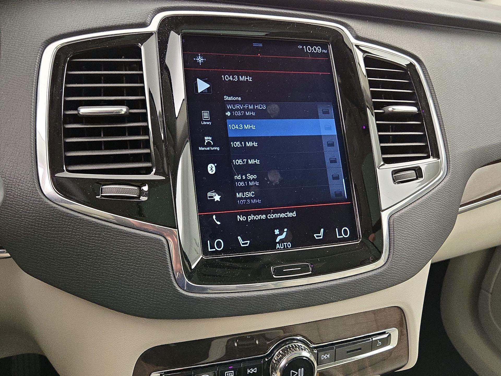 Thumbnail: 2017 Volvo XC90 - 16