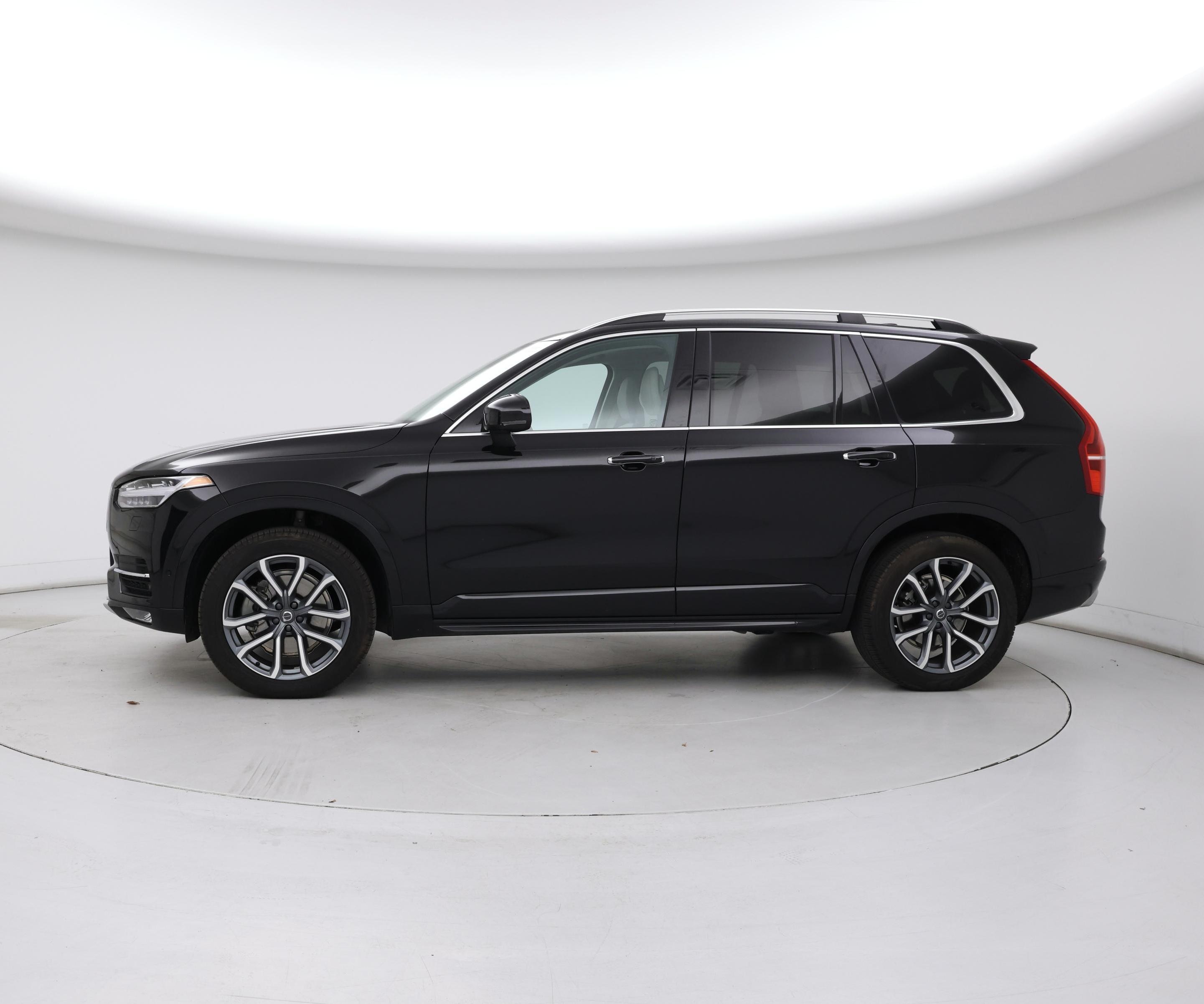 Thumbnail: 2017 Volvo XC90 - 3