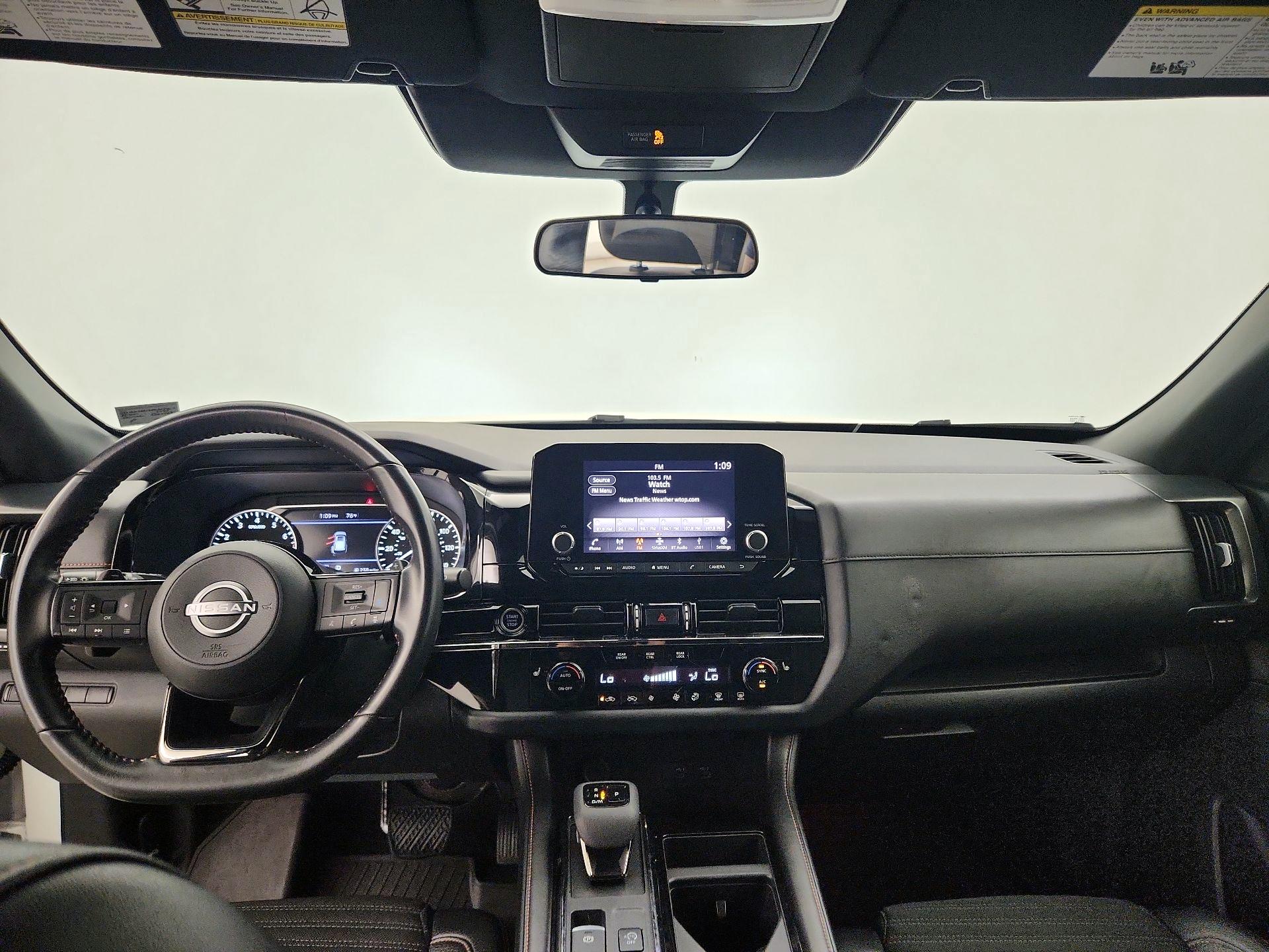 Thumbnail: 2023 Nissan Pathfinder - 9