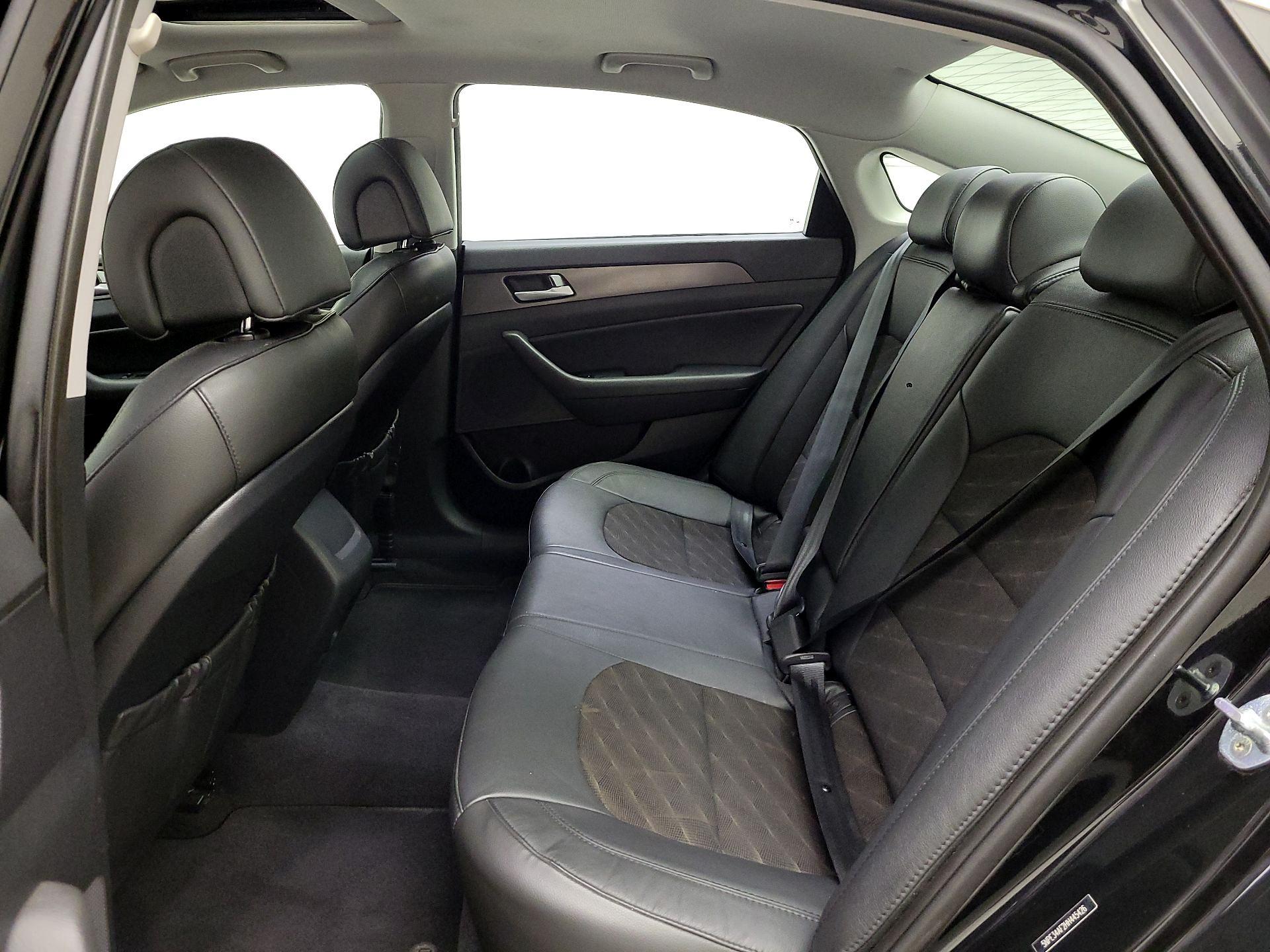 Thumbnail: 2017 Hyundai Sonata - 20