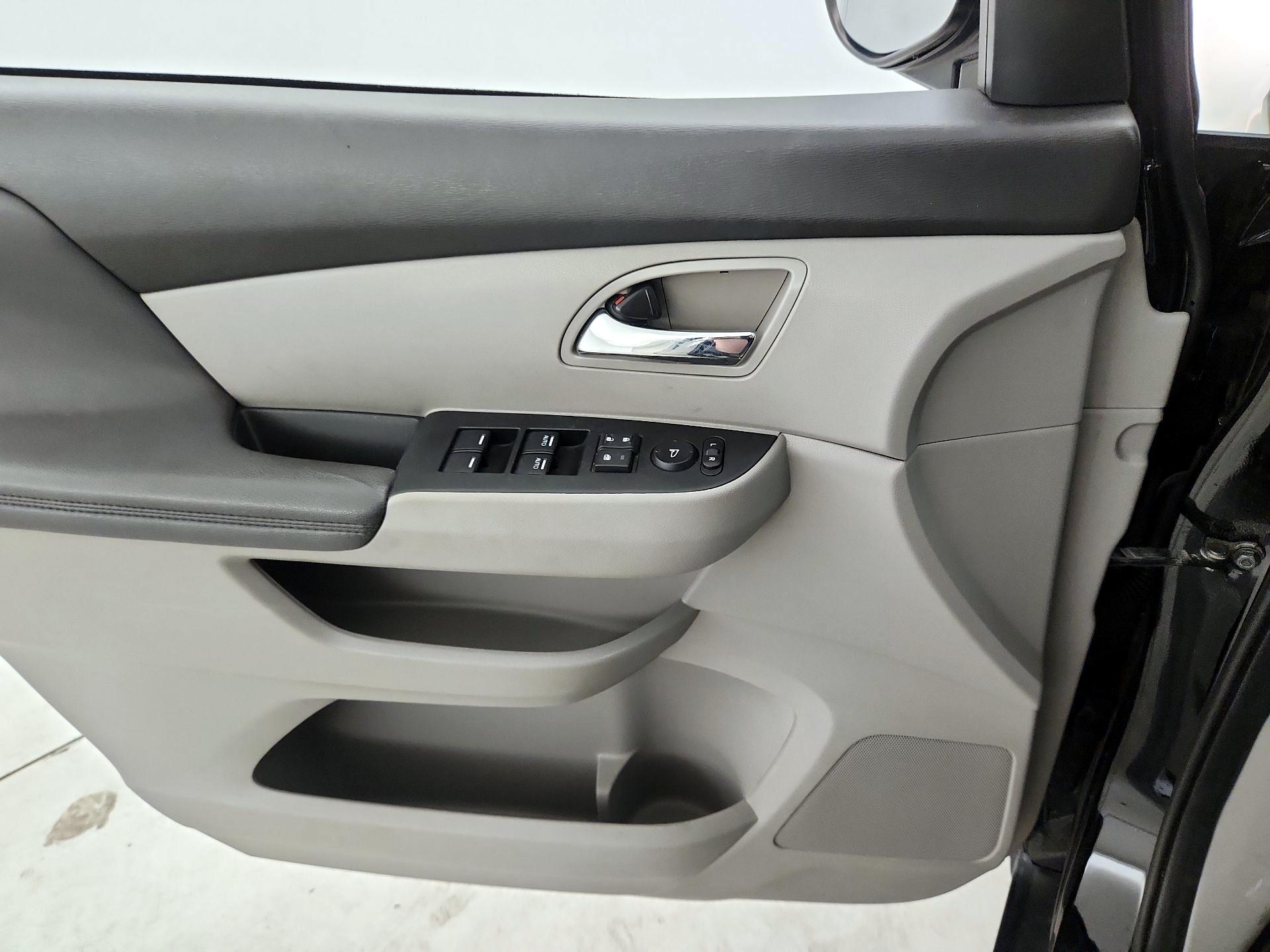 Thumbnail: 2016 Honda Odyssey - 12