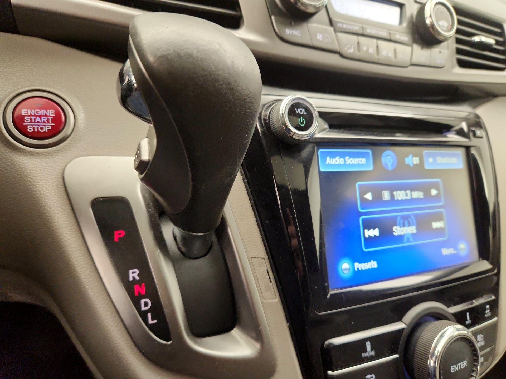 Thumbnail: 2016 Honda Odyssey - 17