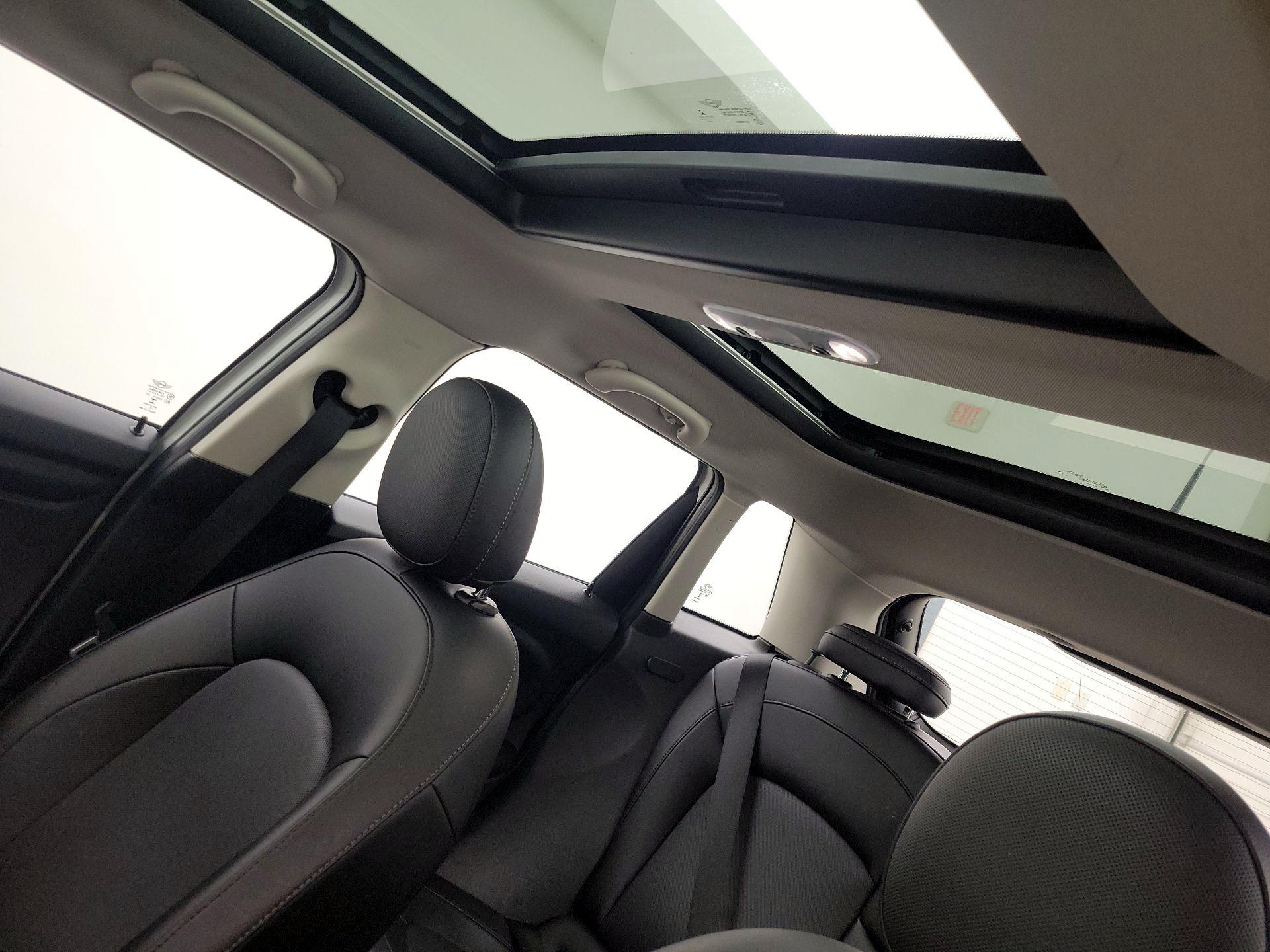 Thumbnail: 2016 MINI Cooper Hardtop - 19