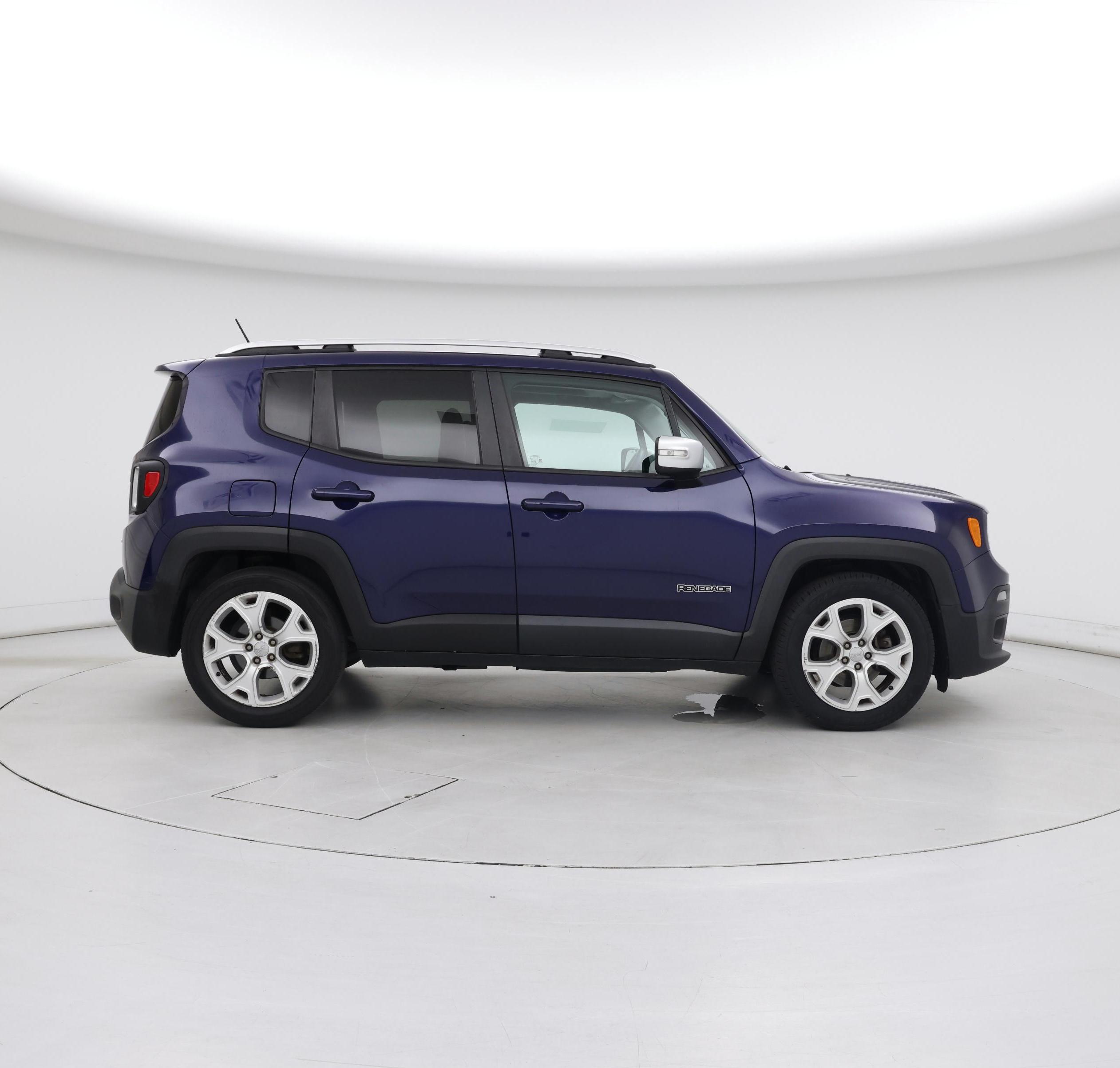 Thumbnail: 2016 Jeep Renegade - 7
