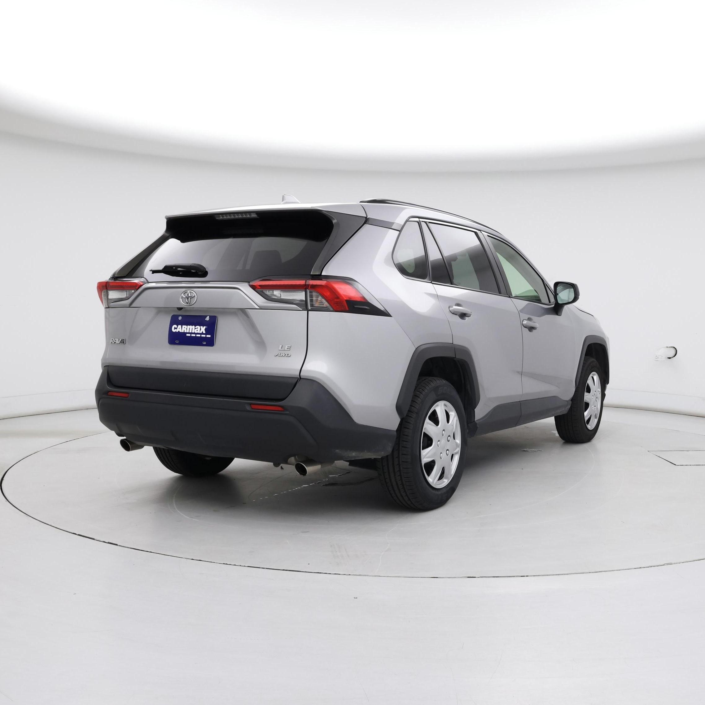 Thumbnail: 2019 Toyota RAV4 - 8