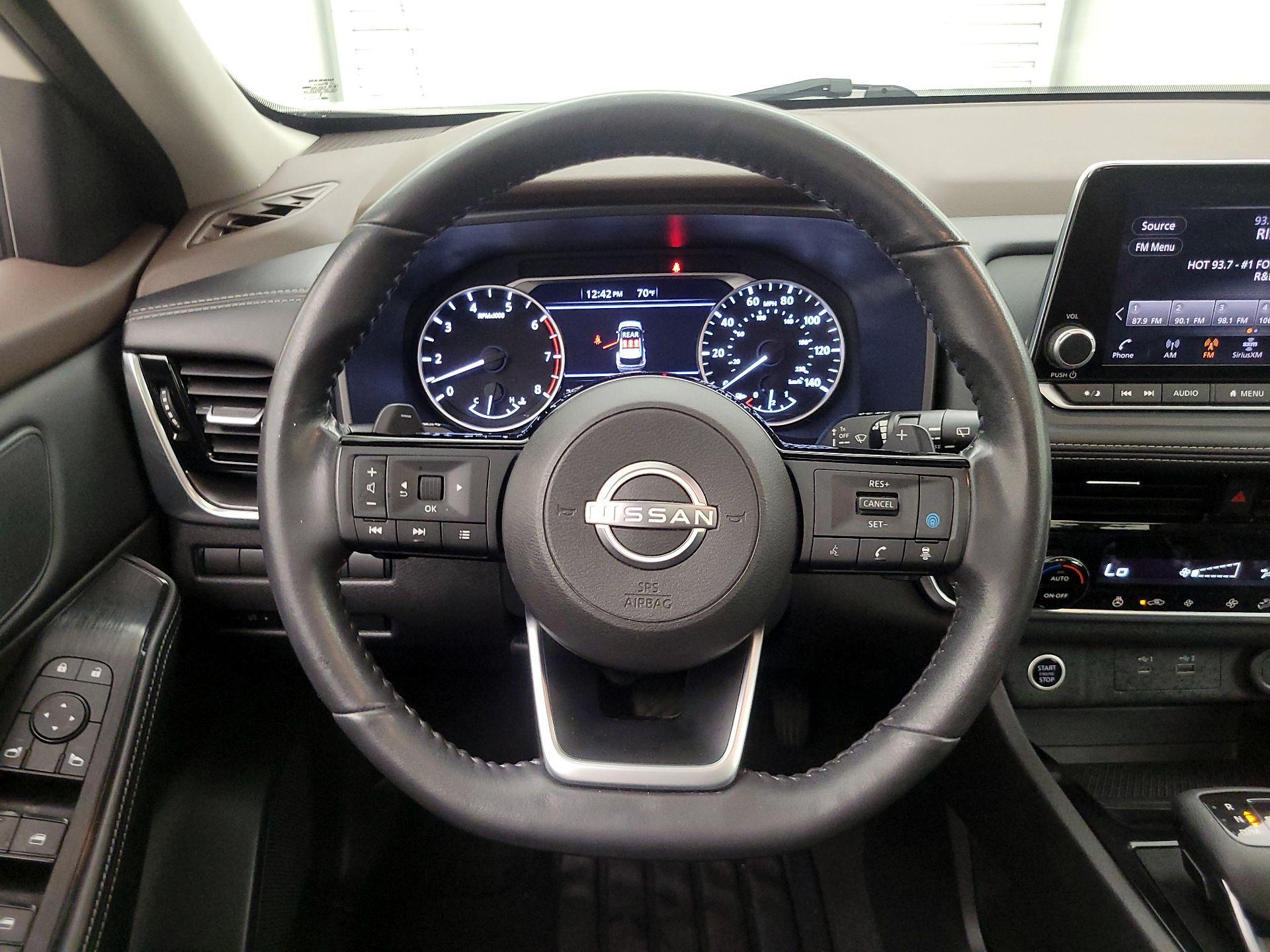 Thumbnail: 2023 Nissan Rogue - 10