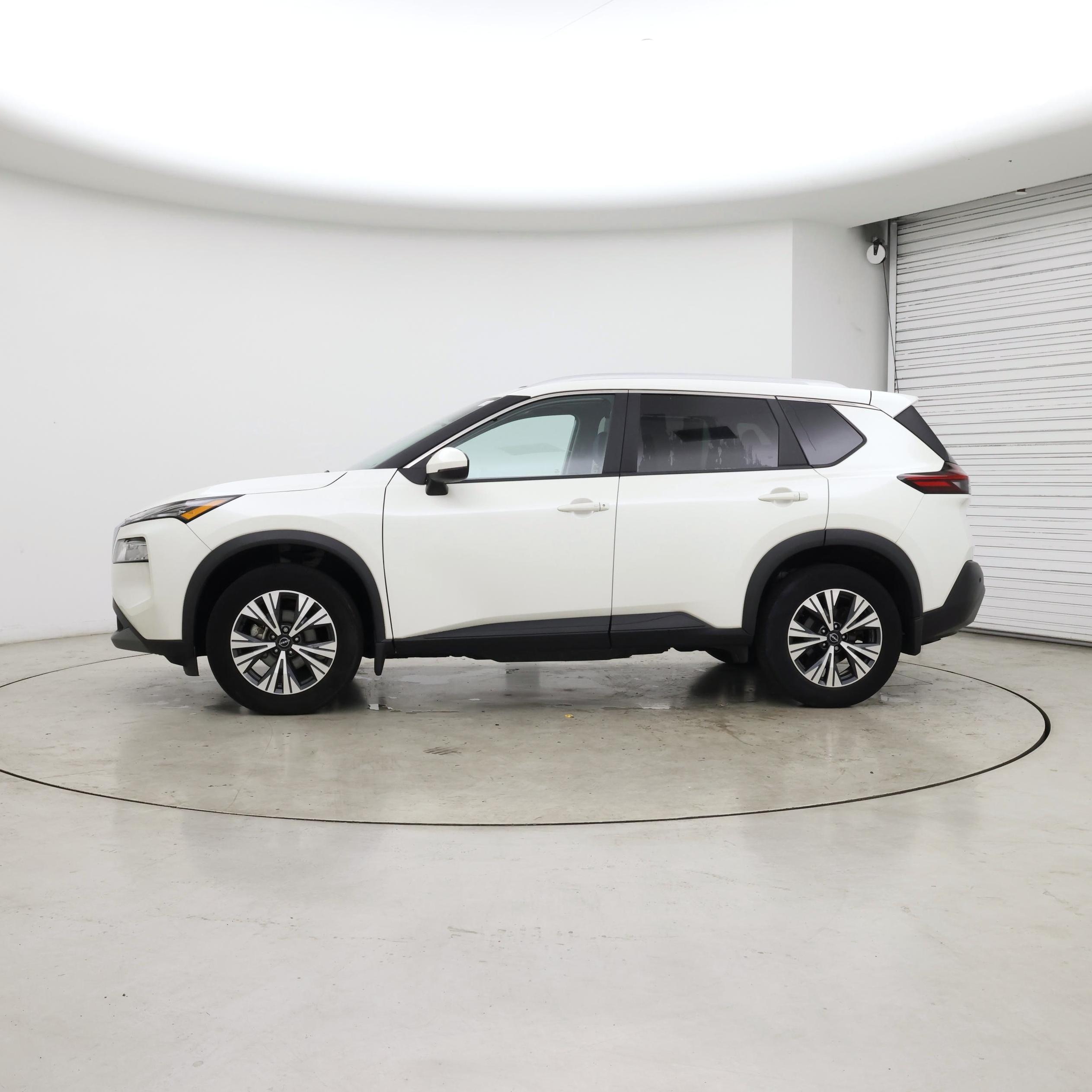 Thumbnail: 2023 Nissan Rogue - 3