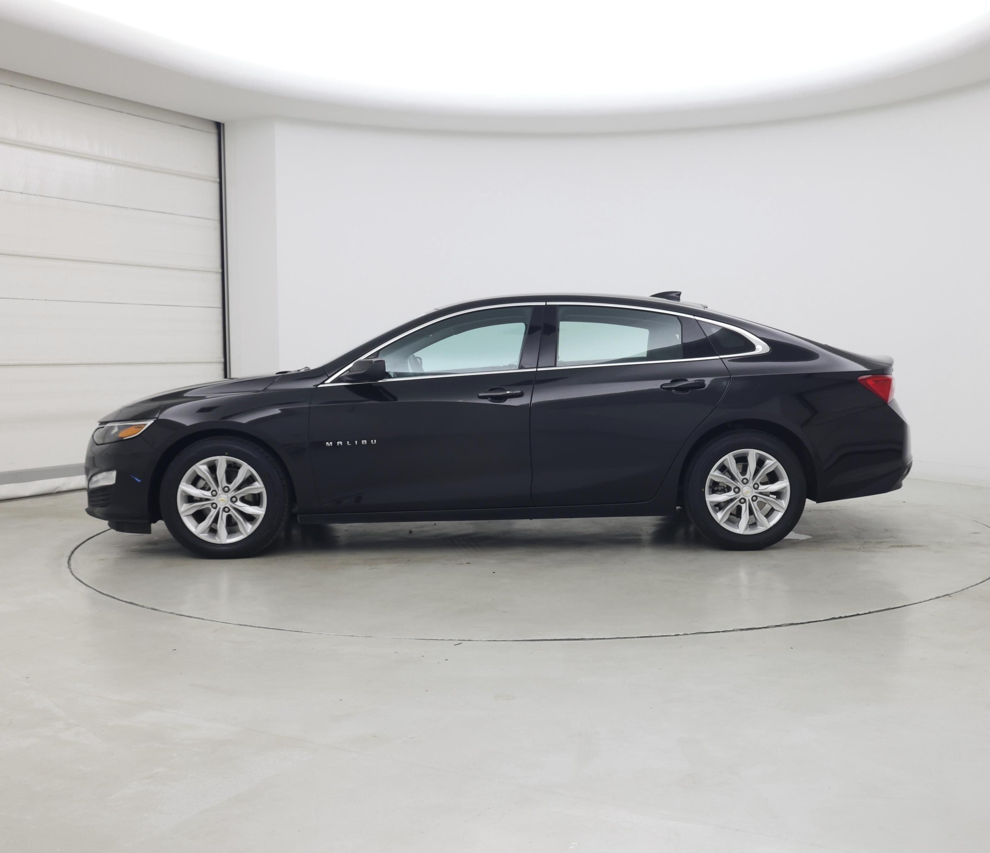 Thumbnail: 2023 Chevrolet Malibu - 3