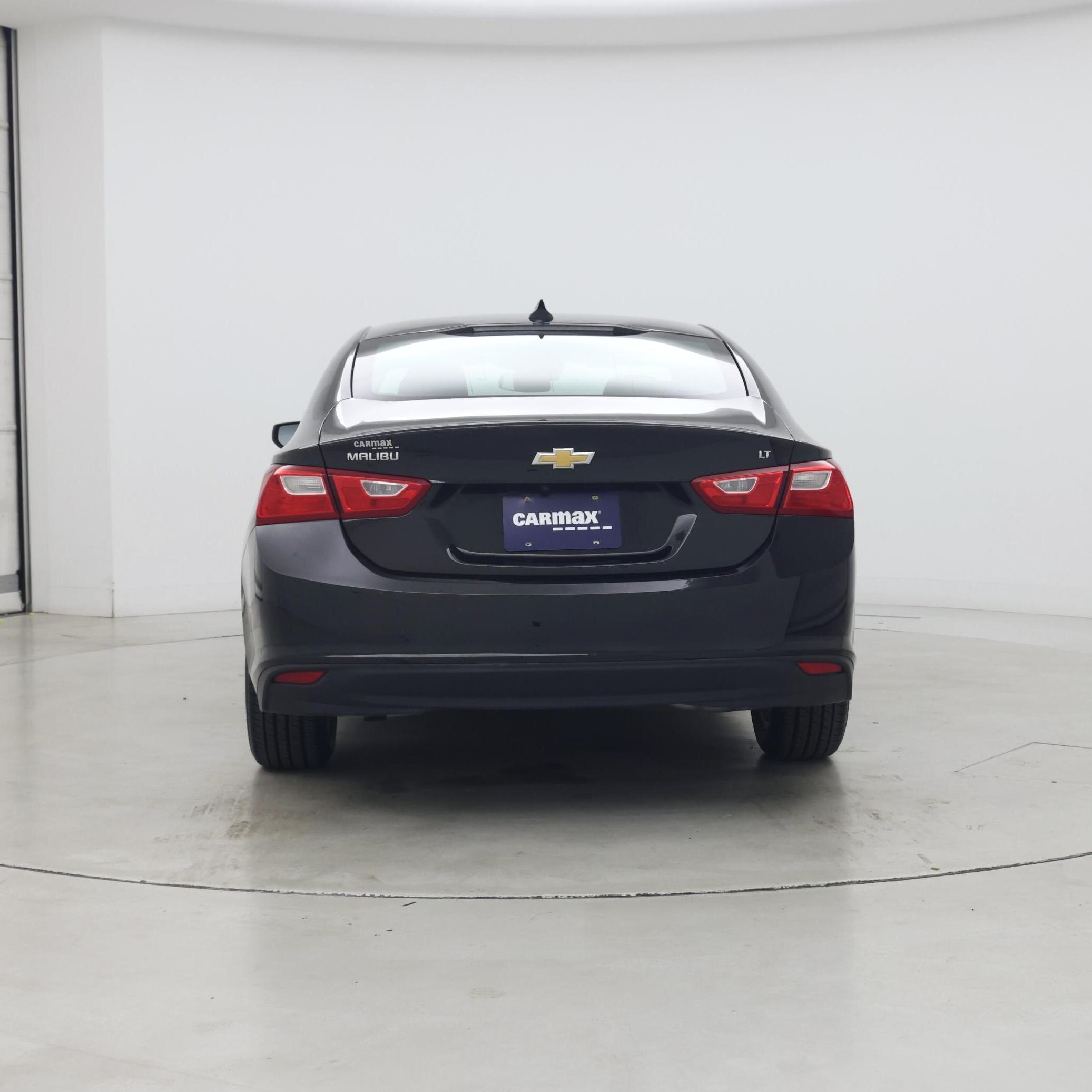 Thumbnail: 2023 Chevrolet Malibu - 6