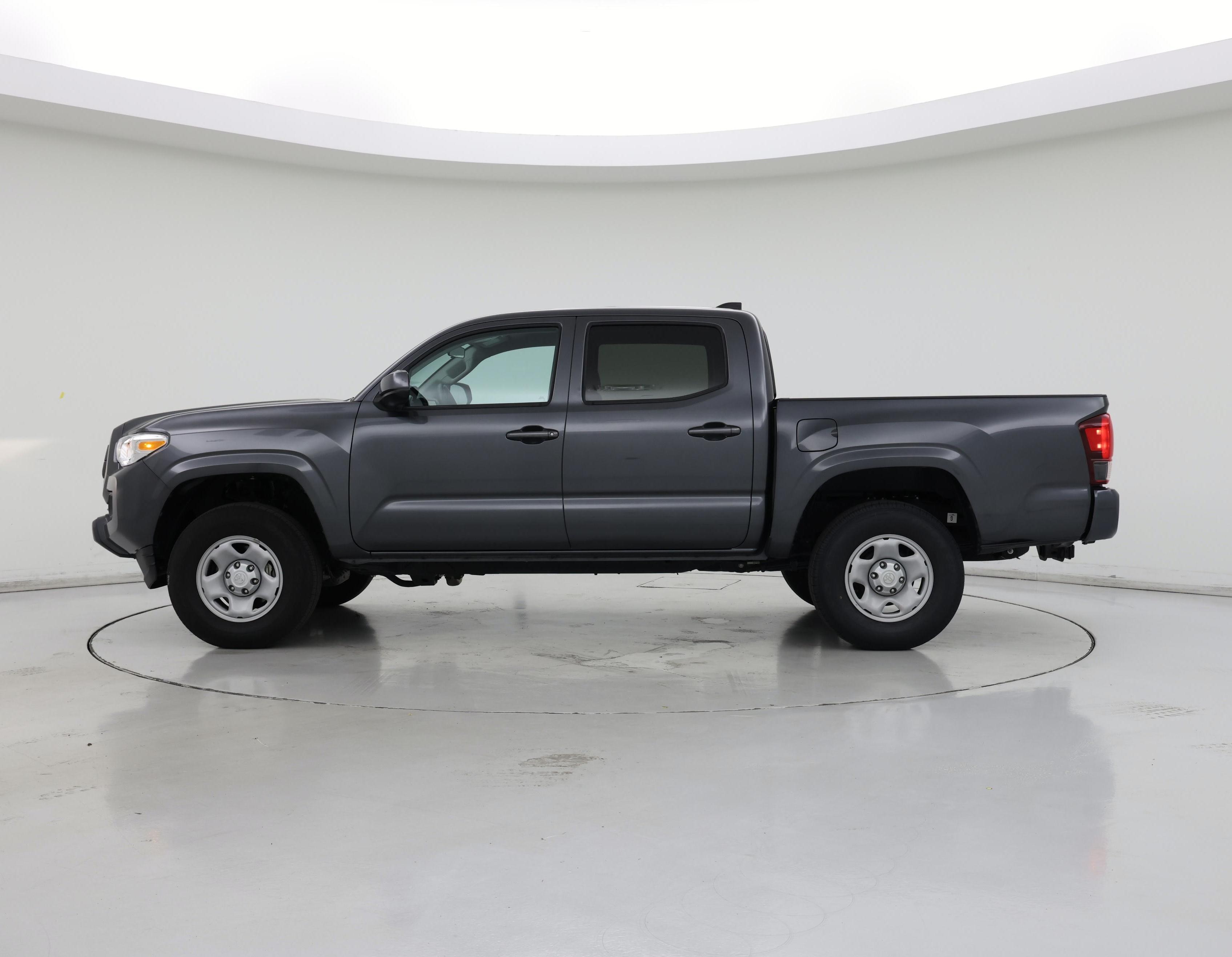 Thumbnail: 2022 Toyota Tacoma - 3