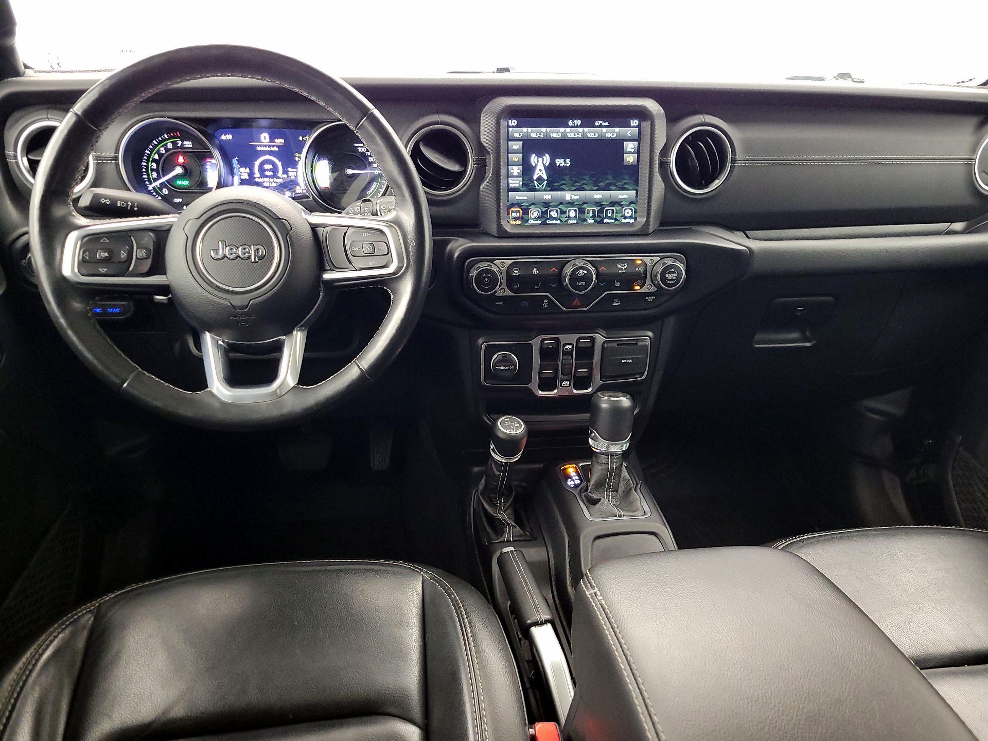 Thumbnail: 2021 Jeep Wrangler - 9