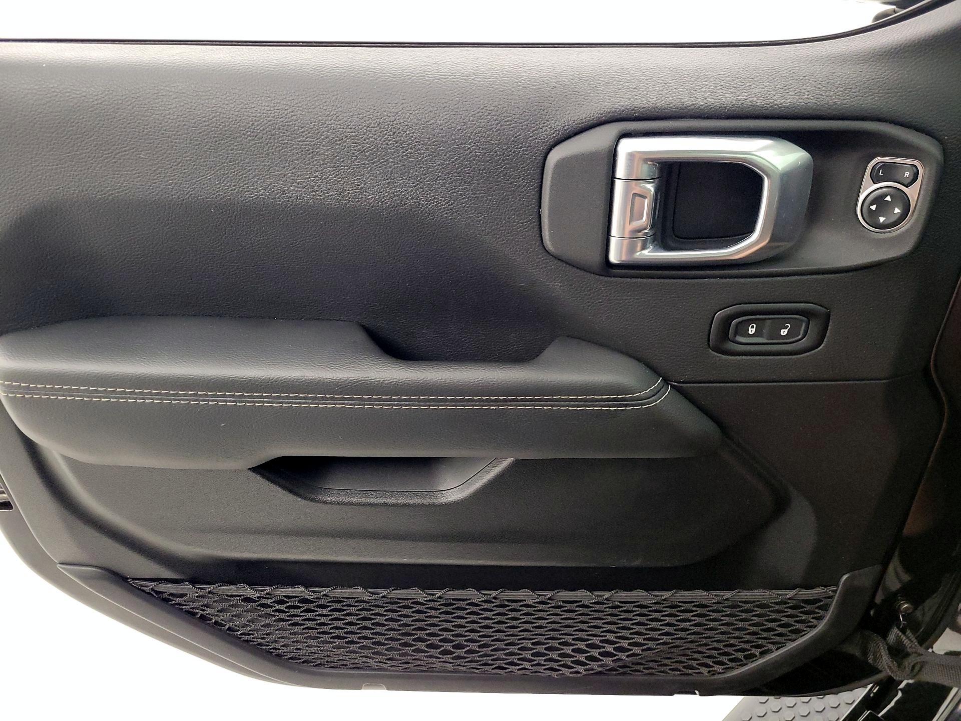 Thumbnail: 2021 Jeep Wrangler - 12