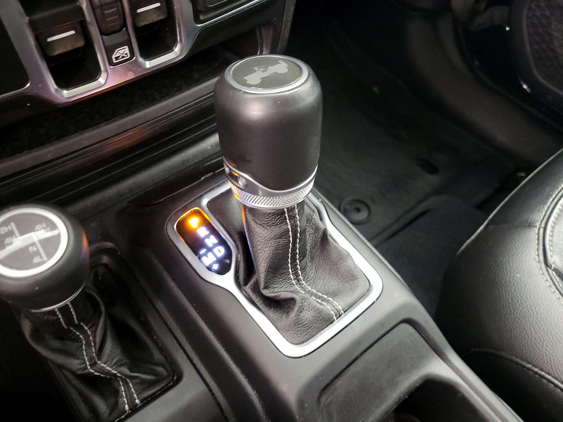 Thumbnail: 2021 Jeep Wrangler - 18