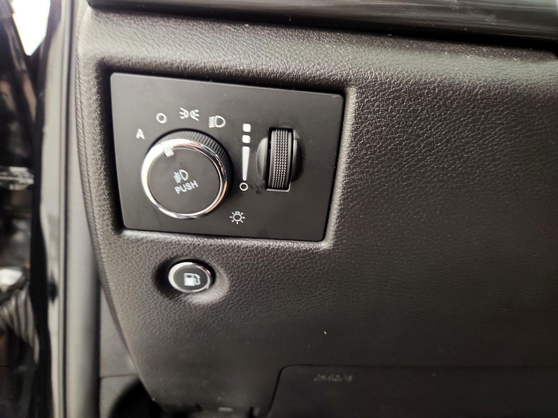 Thumbnail: 2021 Jeep Grand Cherokee - 13