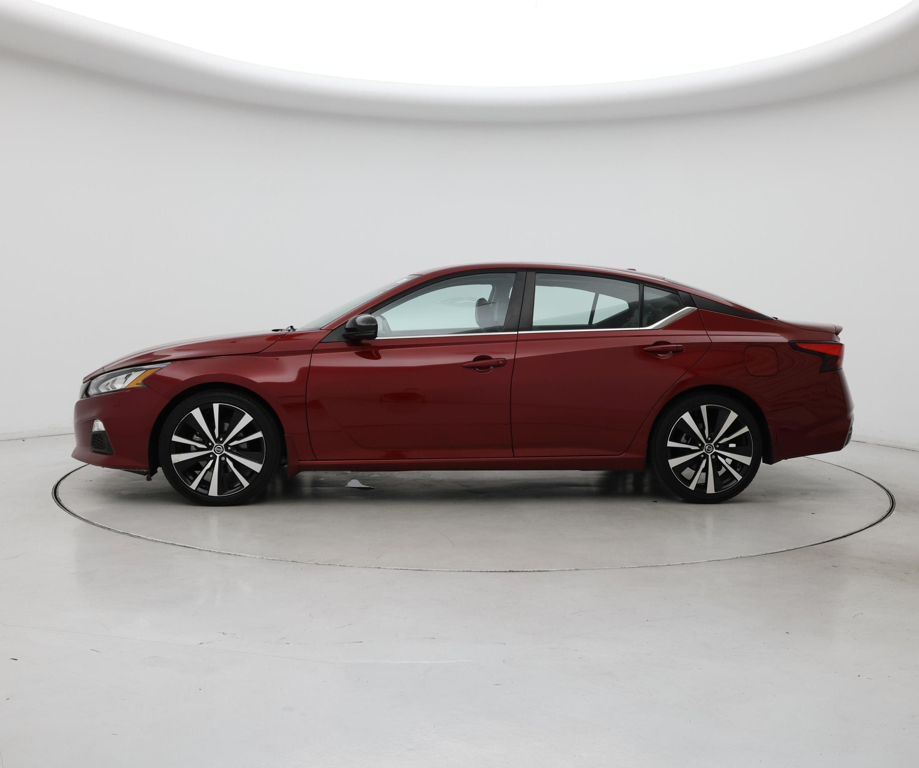 Thumbnail: 2021 Nissan Altima - 3