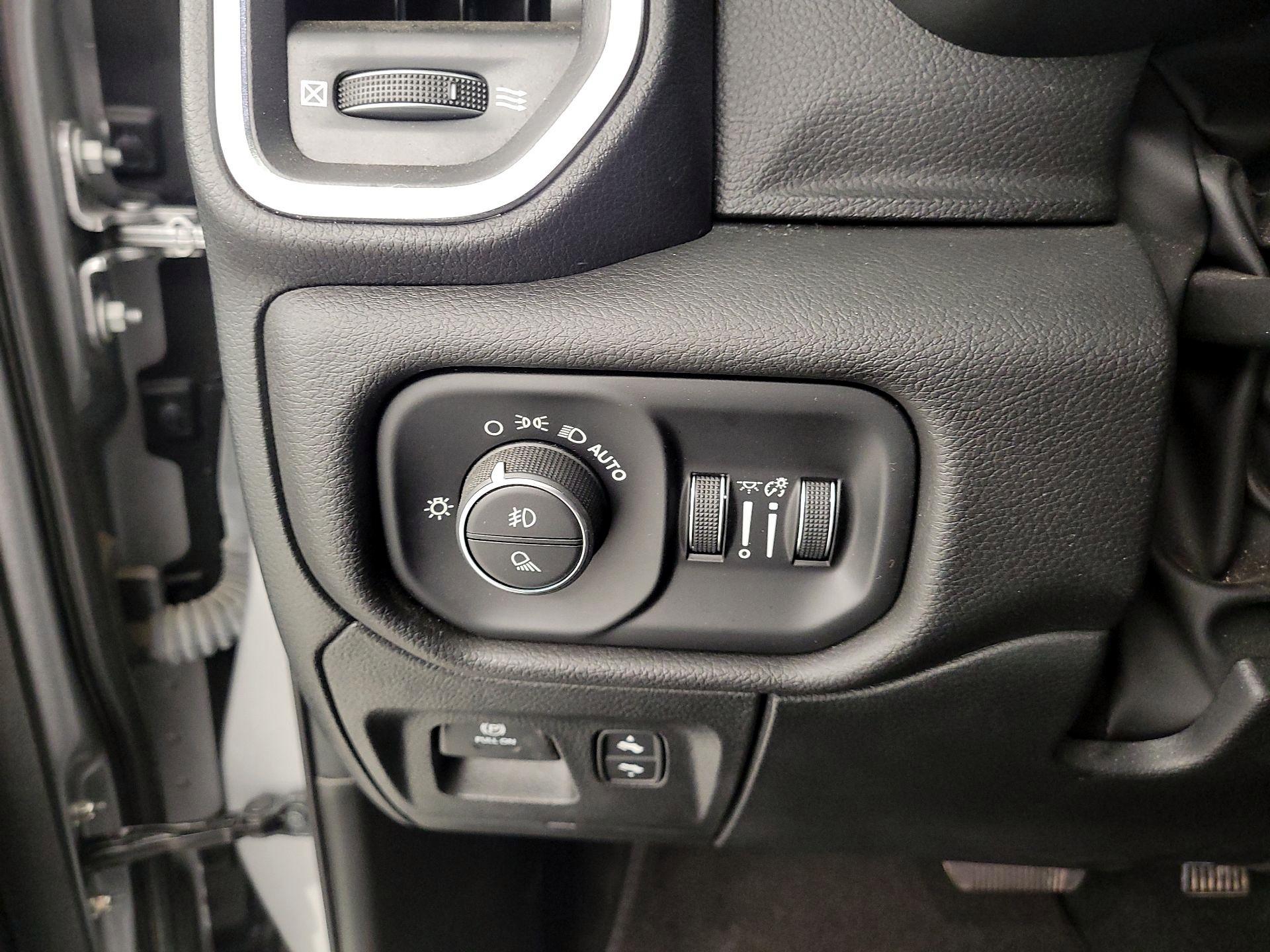 Thumbnail: 2023 RAM 1500 - 13