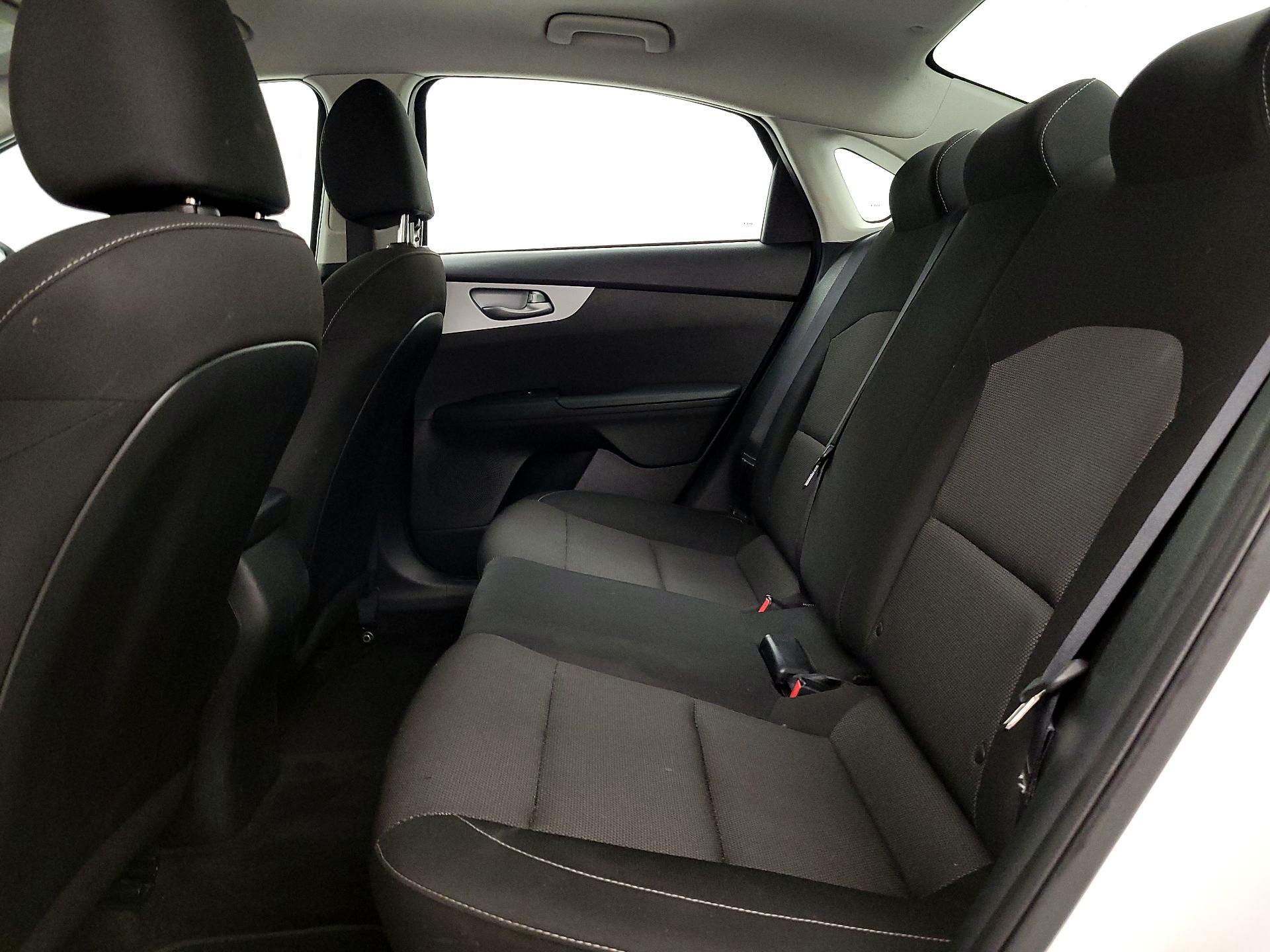Thumbnail: 2023 Kia Forte - 18