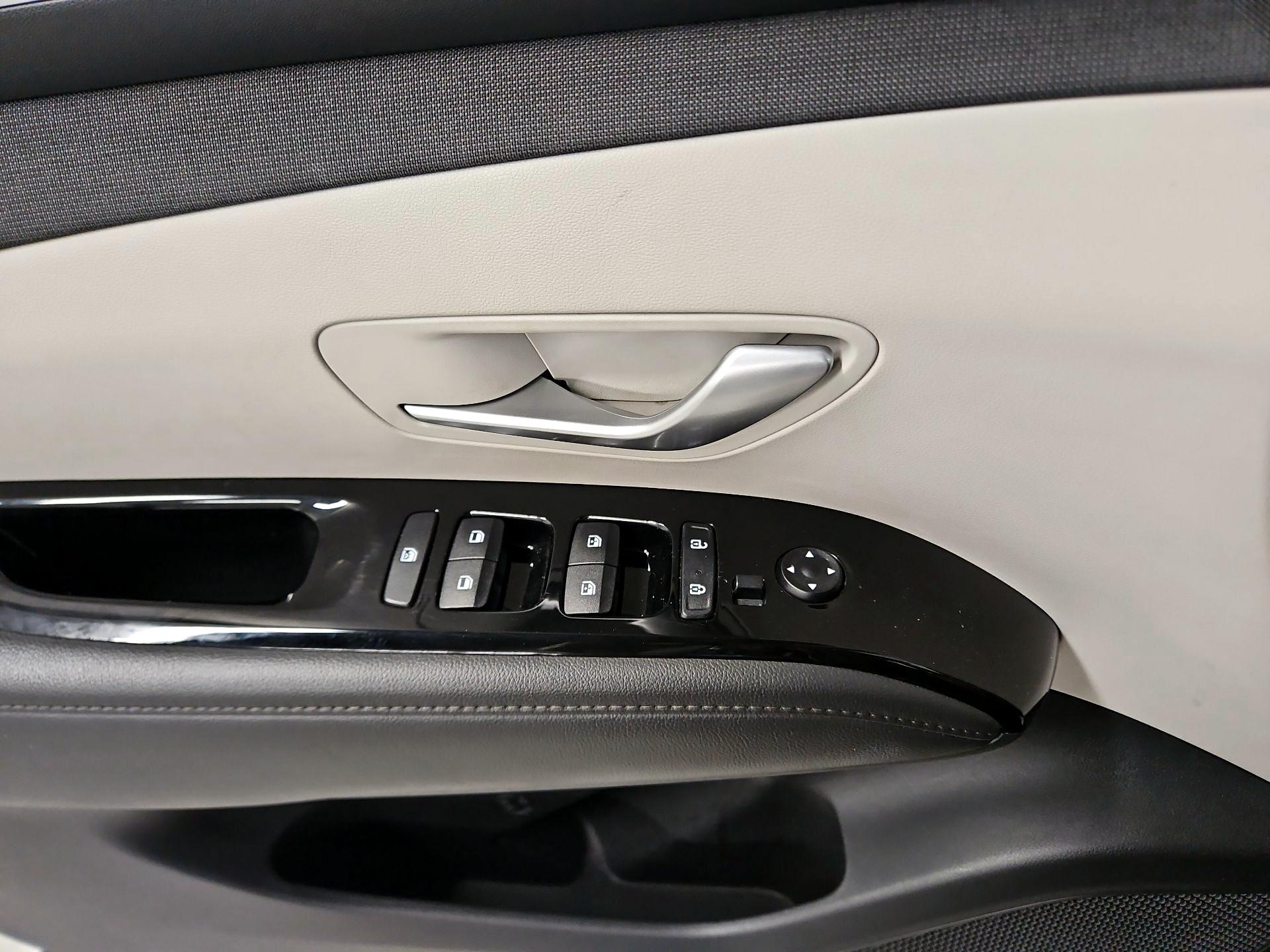 Thumbnail: 2023 Hyundai Tucson - 12