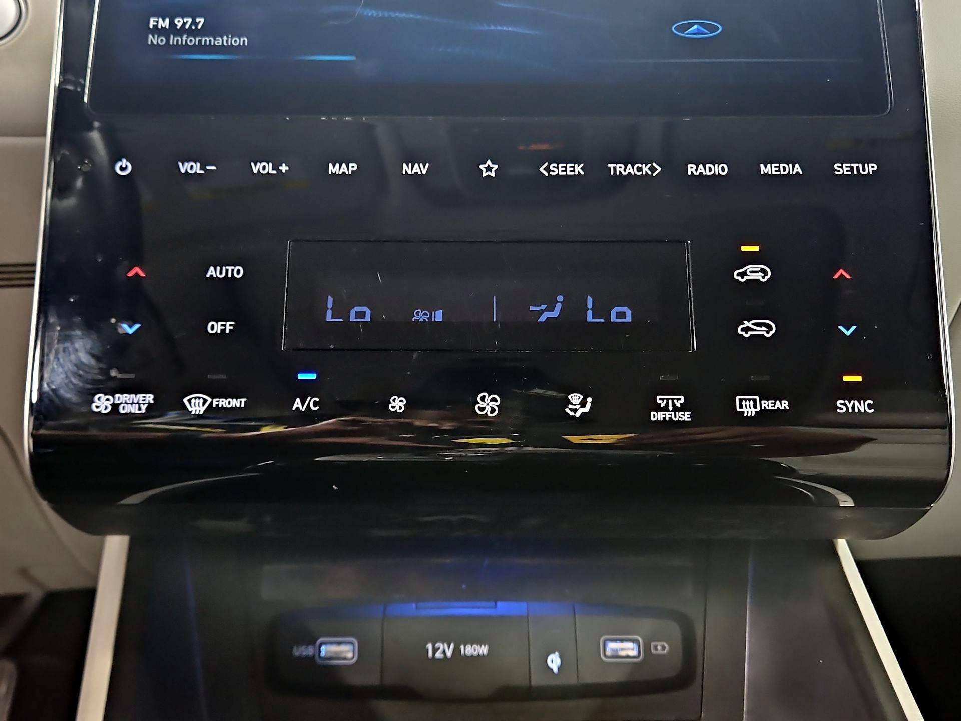 Thumbnail: 2023 Hyundai Tucson - 17