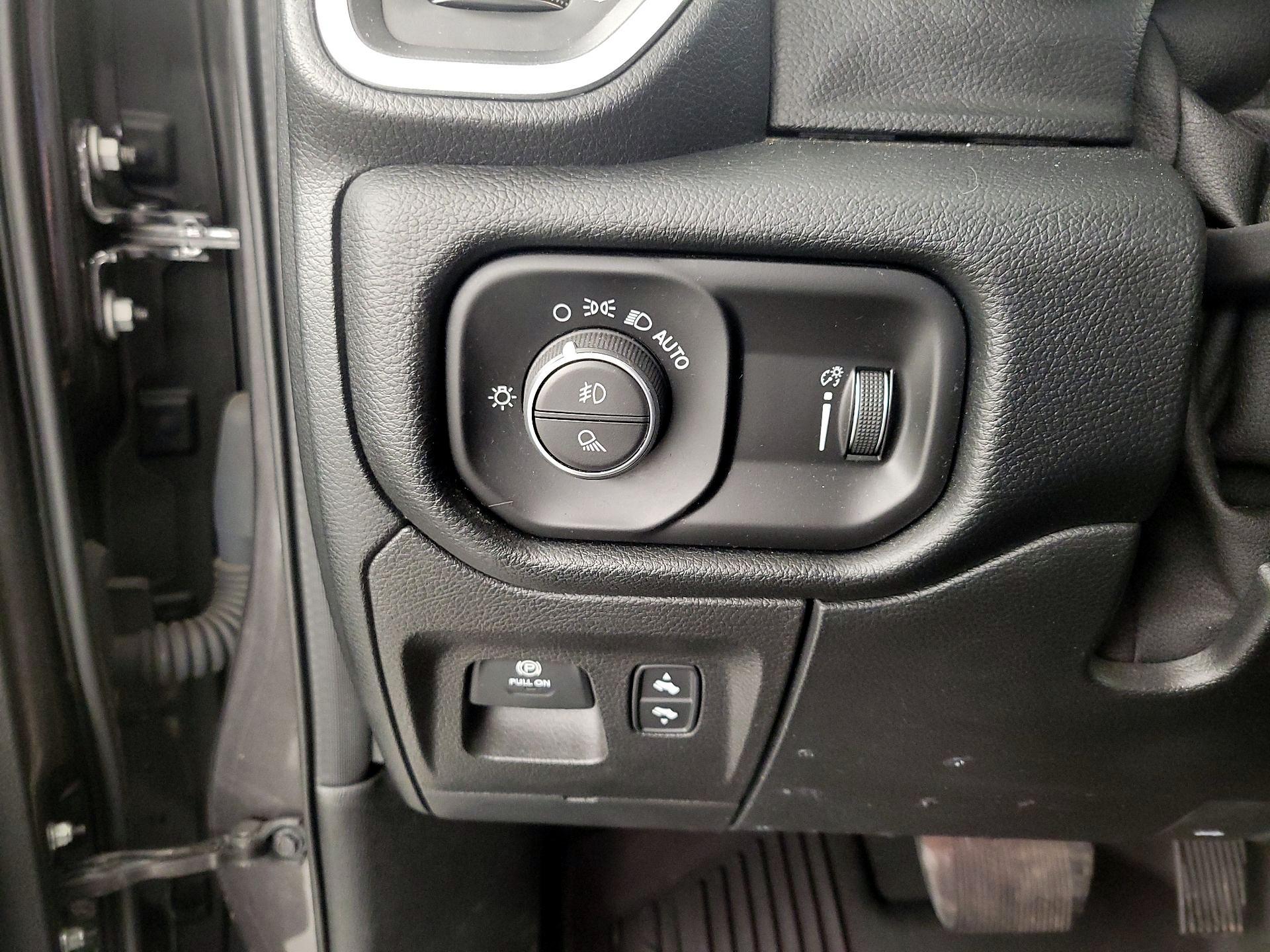Thumbnail: 2020 RAM 1500 - 13
