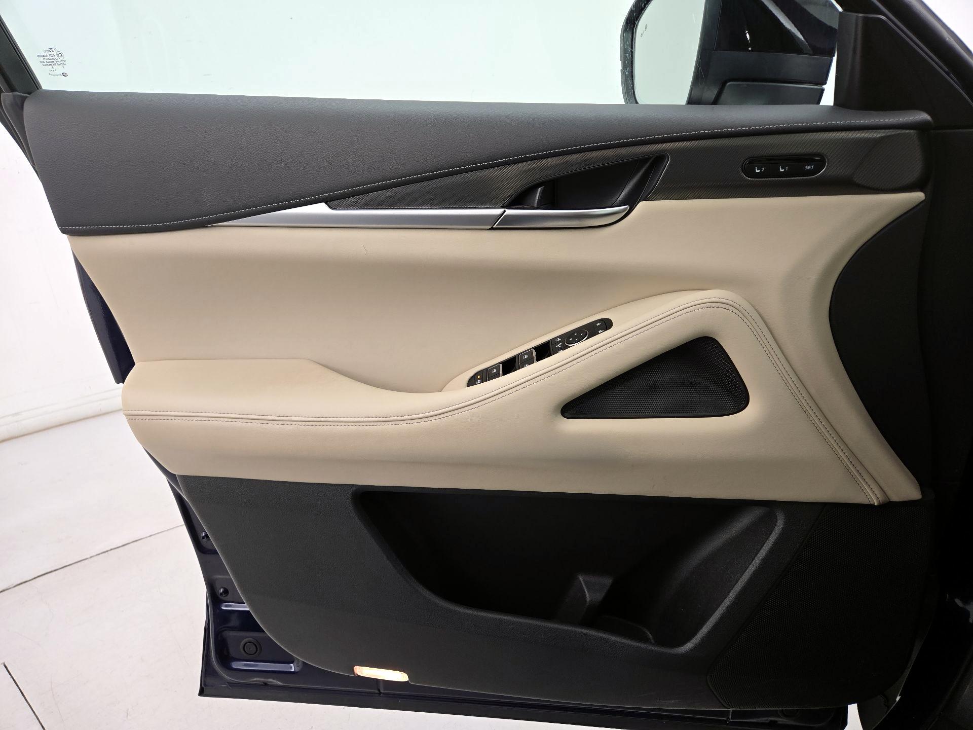 Thumbnail: 2022 INFINITI QX60 - 12